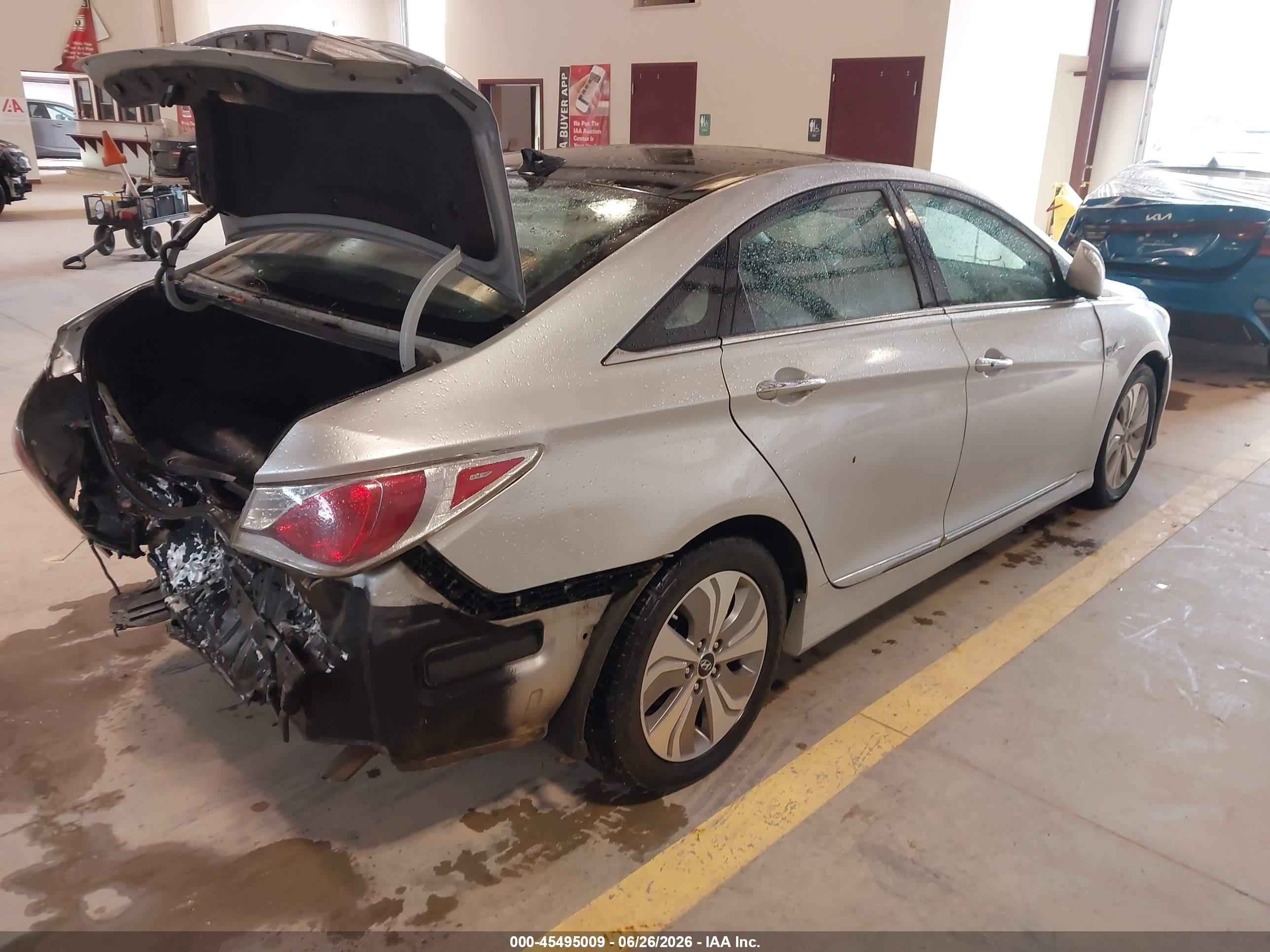 2013 Hyundai Sonata Hybrid Limited Silver vin: KMHEC4A48DA076244