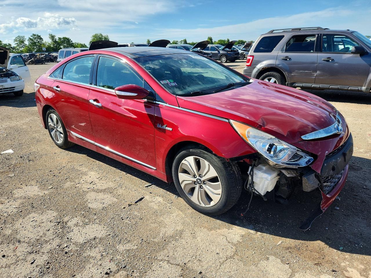 2013 Hyundai Sonata Hybrid Red vin: KMHEC4A48DA081217