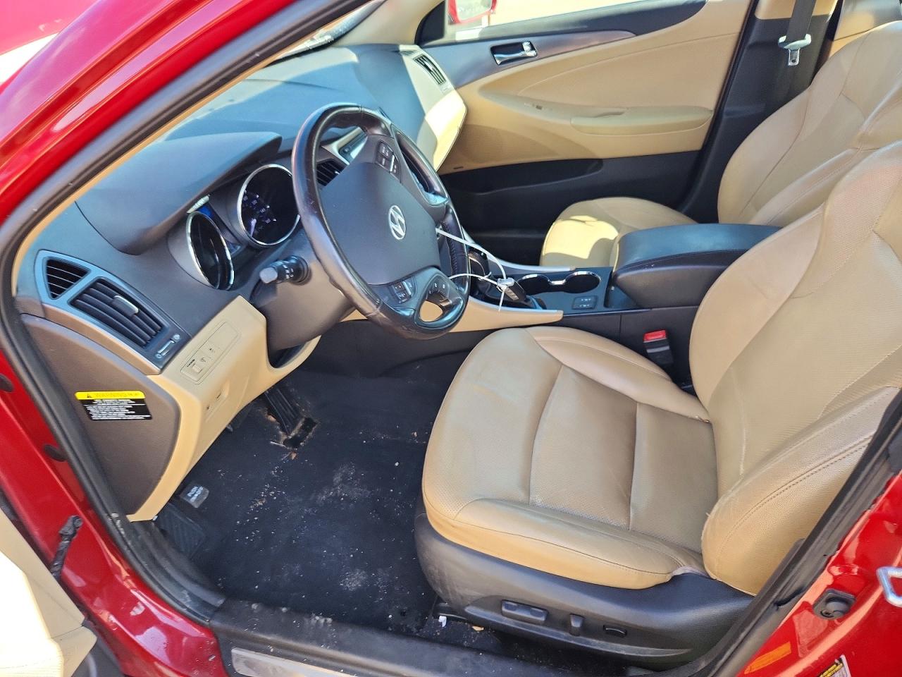 2013 Hyundai Sonata Hybrid Red vin: KMHEC4A48DA081217
