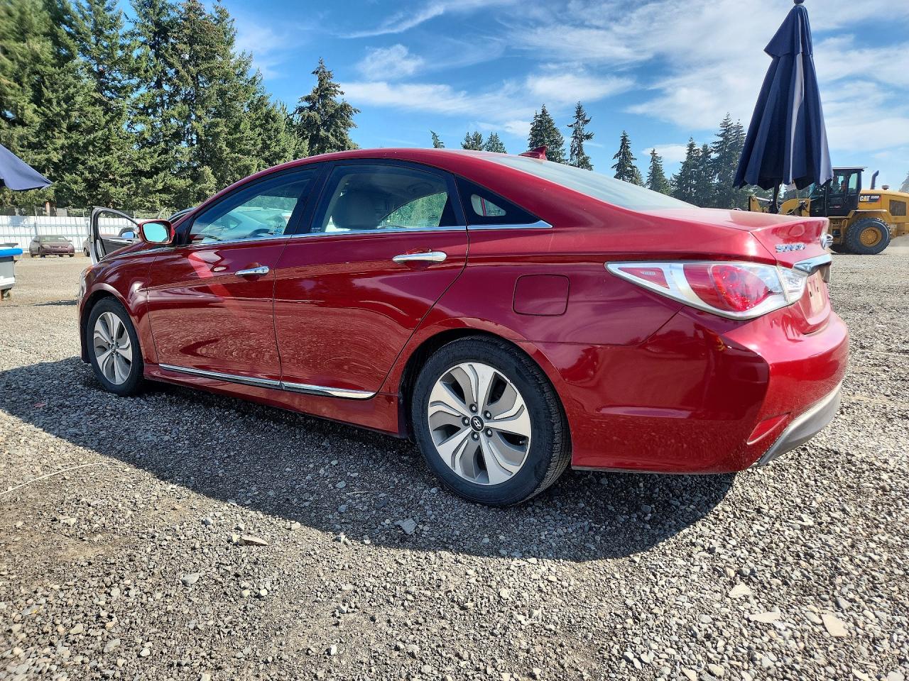 2013 Hyundai Sonata Hybrid Красный vin: KMHEC4A48DA092086