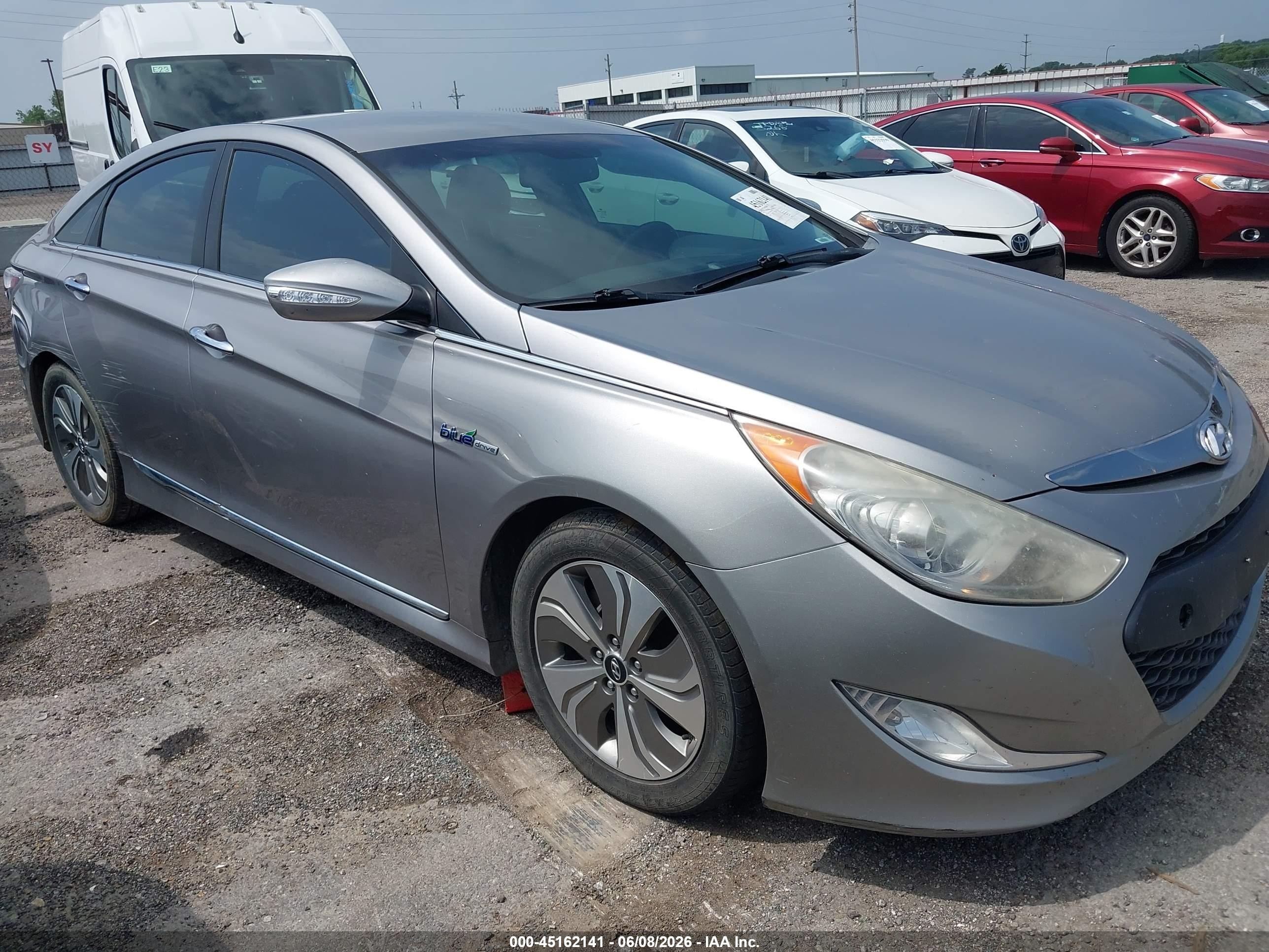2013 Hyundai Sonata Hybrid Limited Silver vin: KMHEC4A48DA096218