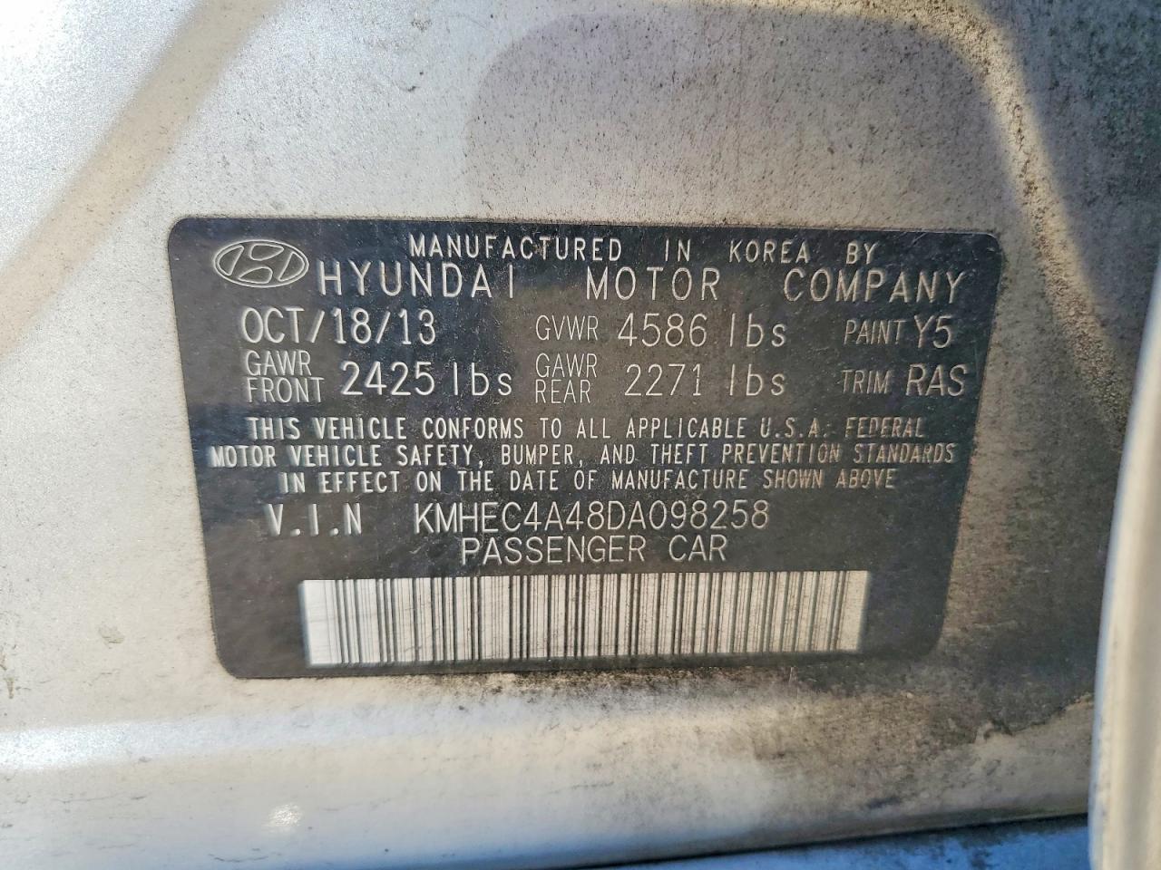 2013 Hyundai Sonata Hybrid Silver vin: KMHEC4A48DA098258