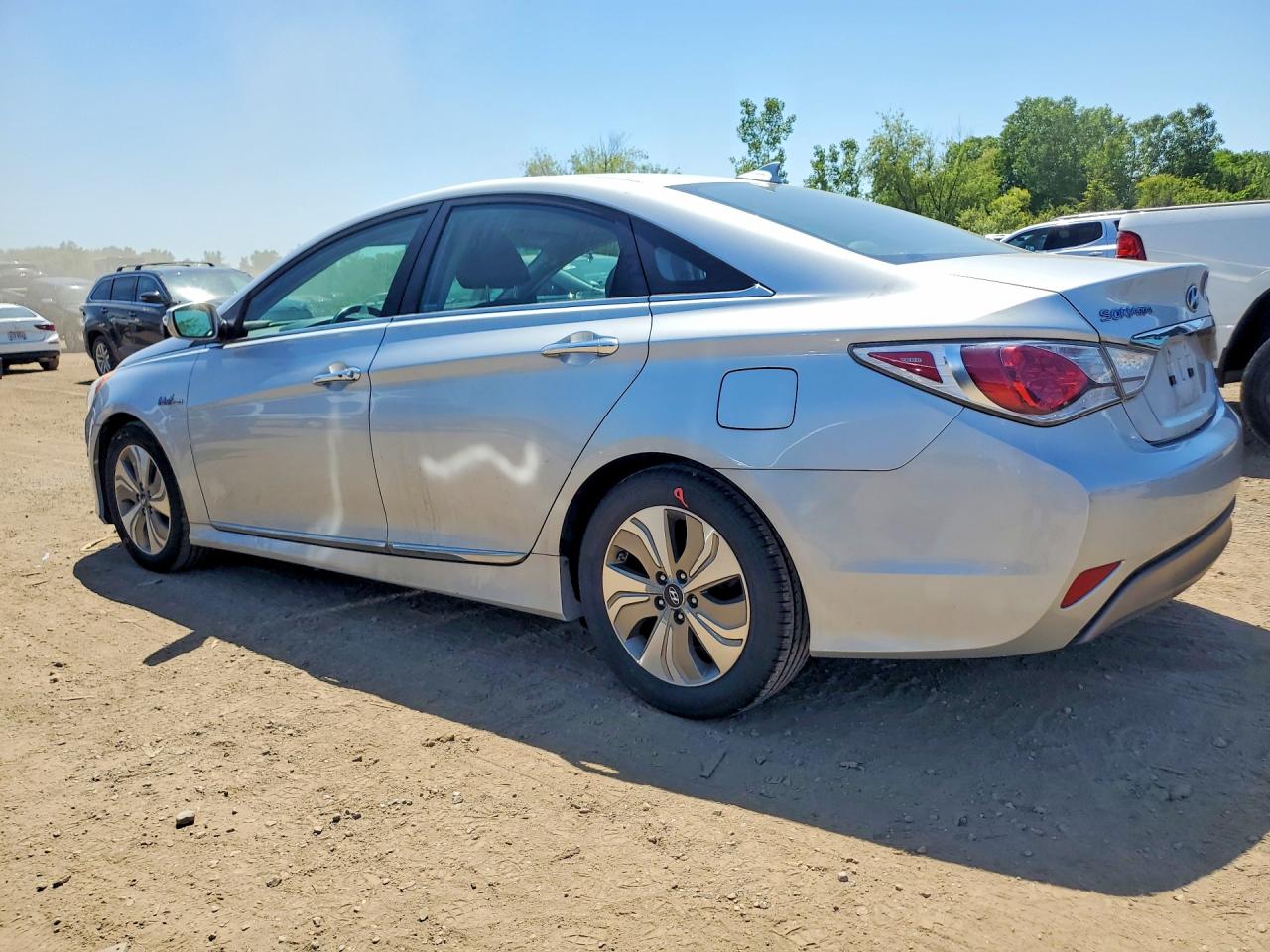 2013 Hyundai Sonata Hybrid Silver vin: KMHEC4A48DA098258