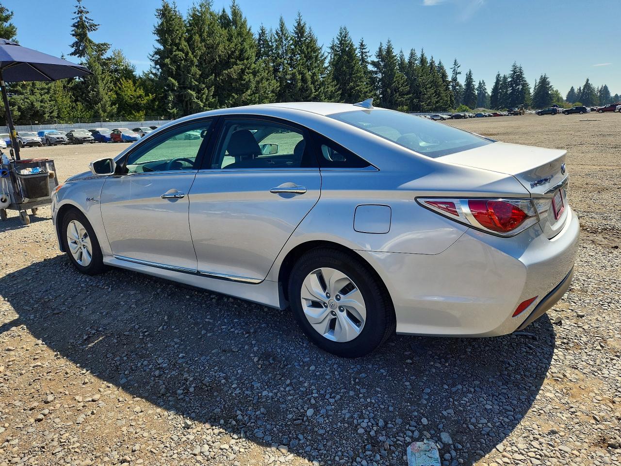 2013 Hyundai Sonata Hybrid Silver vin: KMHEC4A48DA099264