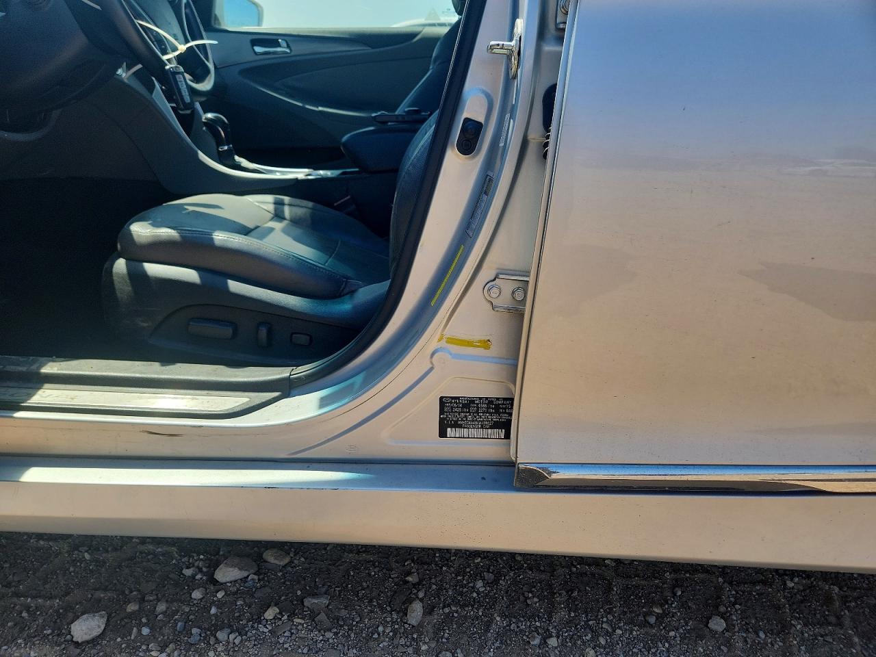 2014 Hyundai Sonata Hybrid Серебряный vin: KMHEC4A48EA108627