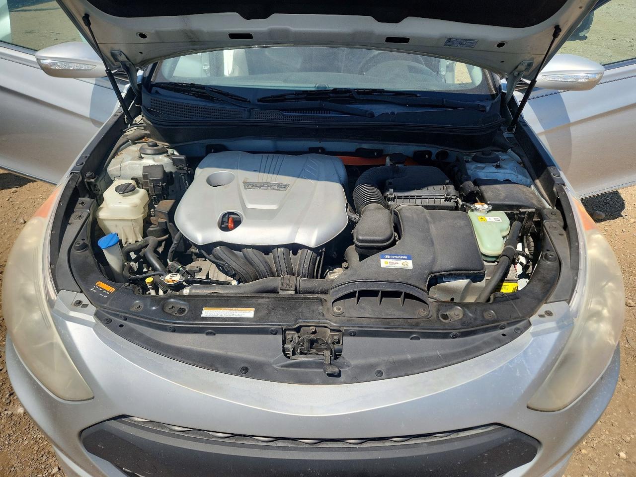 2014 Hyundai Sonata Hybrid Серебряный vin: KMHEC4A48EA108627