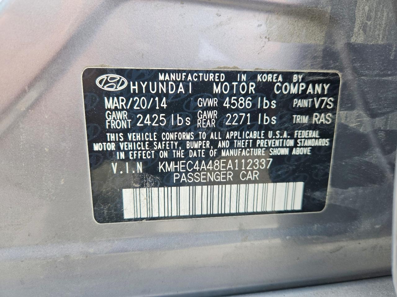 2014 Hyundai Sonata Hybrid Silver vin: KMHEC4A48EA112337