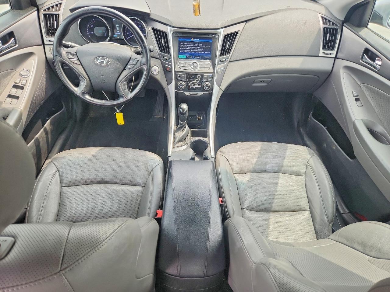 2014 Hyundai Sonata Hybrid Silver vin: KMHEC4A48EA112337