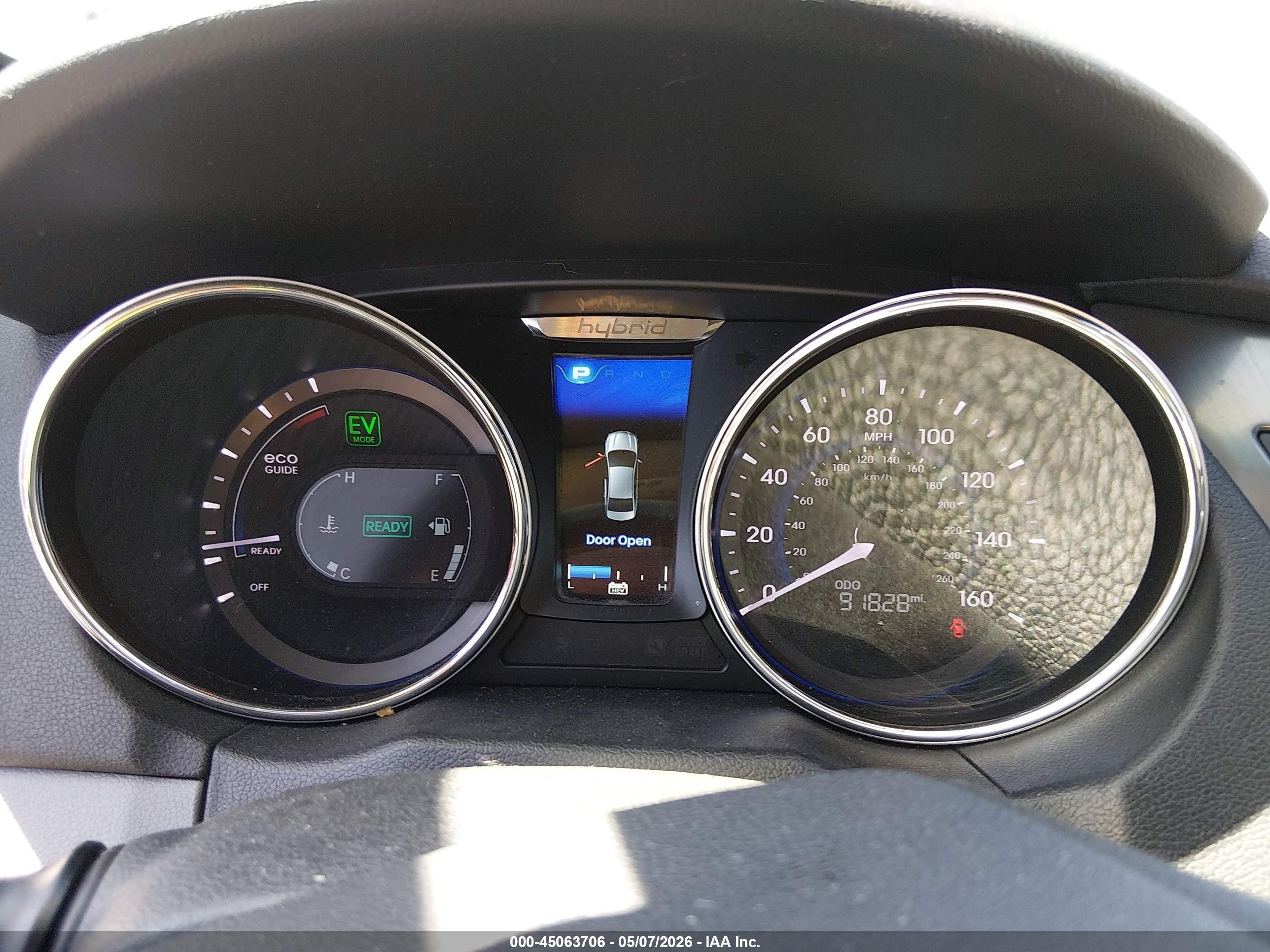 2014 Hyundai Sonata Hybrid   Silver vin: KMHEC4A48EA116503