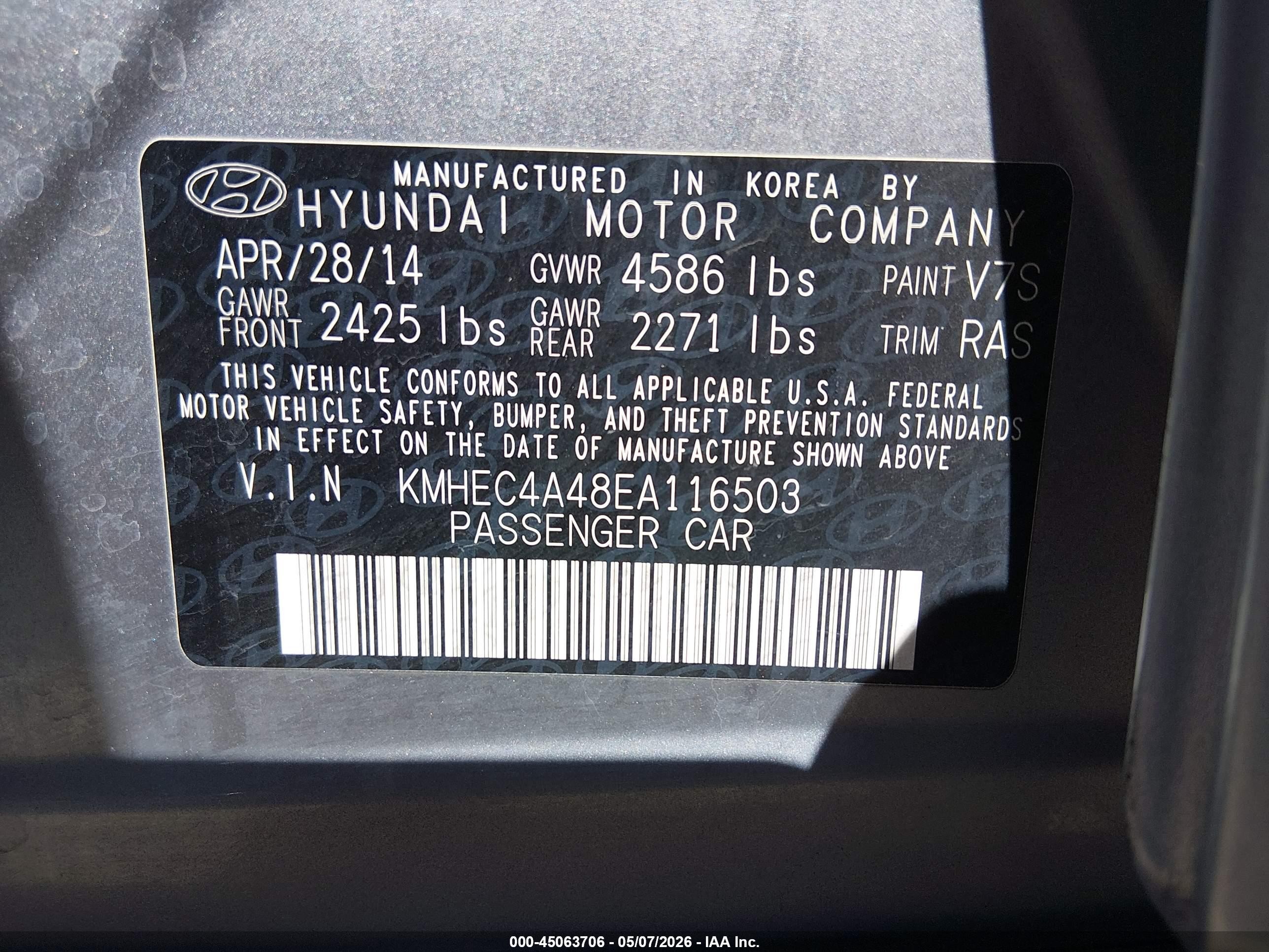 2014 Hyundai Sonata Hybrid   Silver vin: KMHEC4A48EA116503
