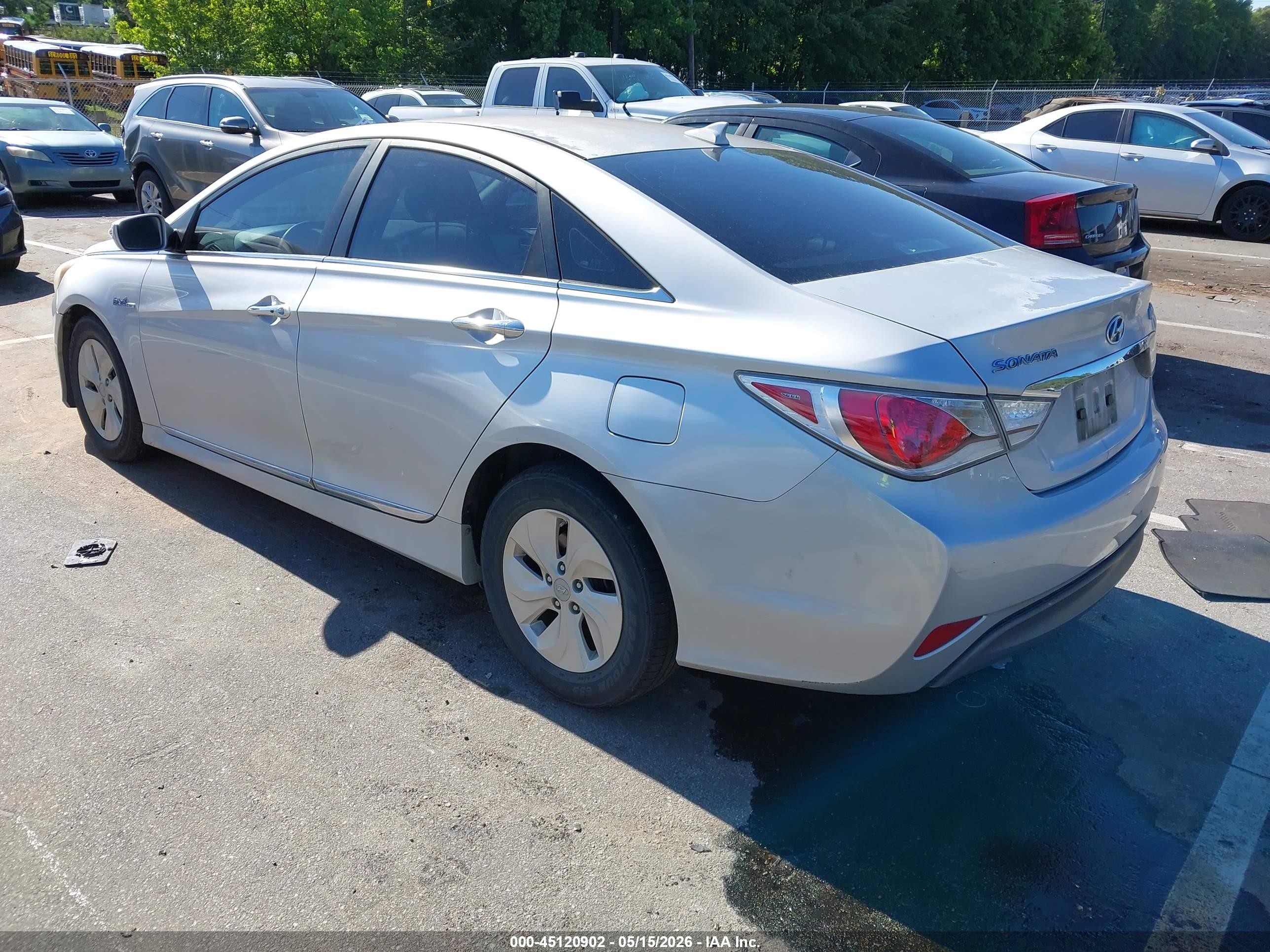 2014 Hyundai Sonata Hybrid   Silver vin: KMHEC4A48EA116517