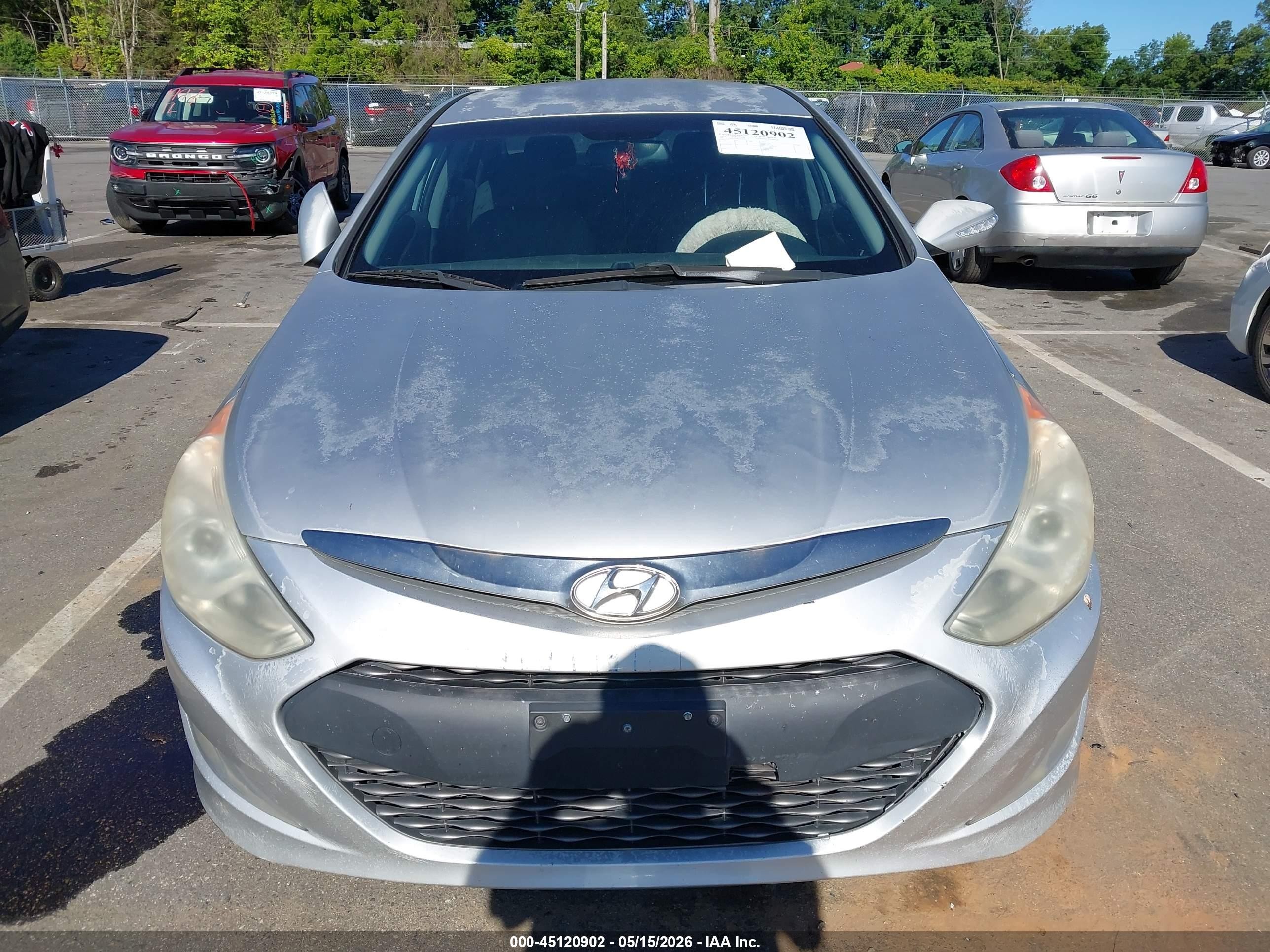 2014 Hyundai Sonata Hybrid   Silver vin: KMHEC4A48EA116517