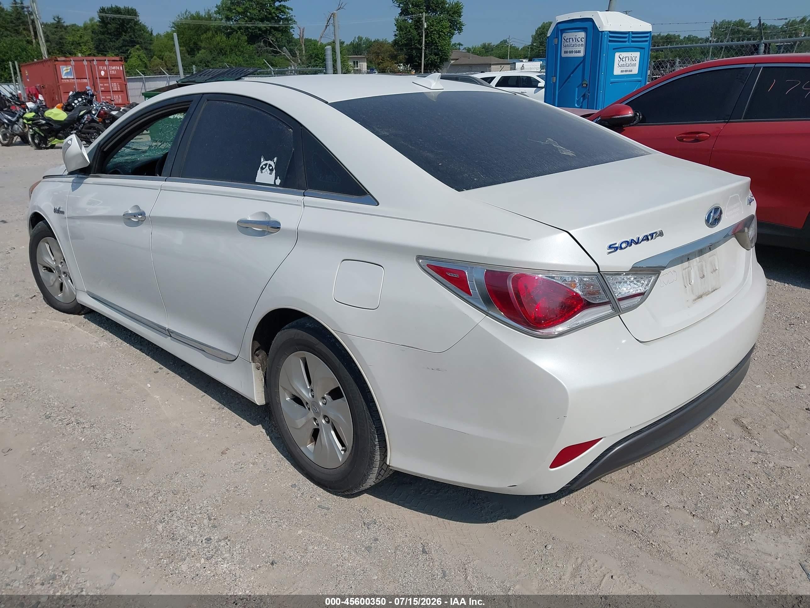 2014 Hyundai Sonata Hybrid   Белый vin: KMHEC4A48EA117893
