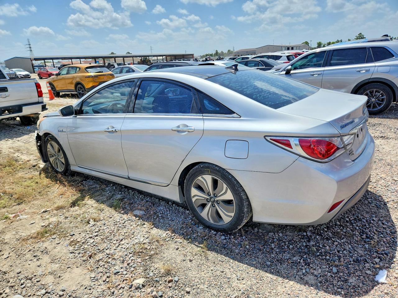 2015 Hyundai Sonata Hybrid Limited Silver vin: KMHEC4A48FA119757