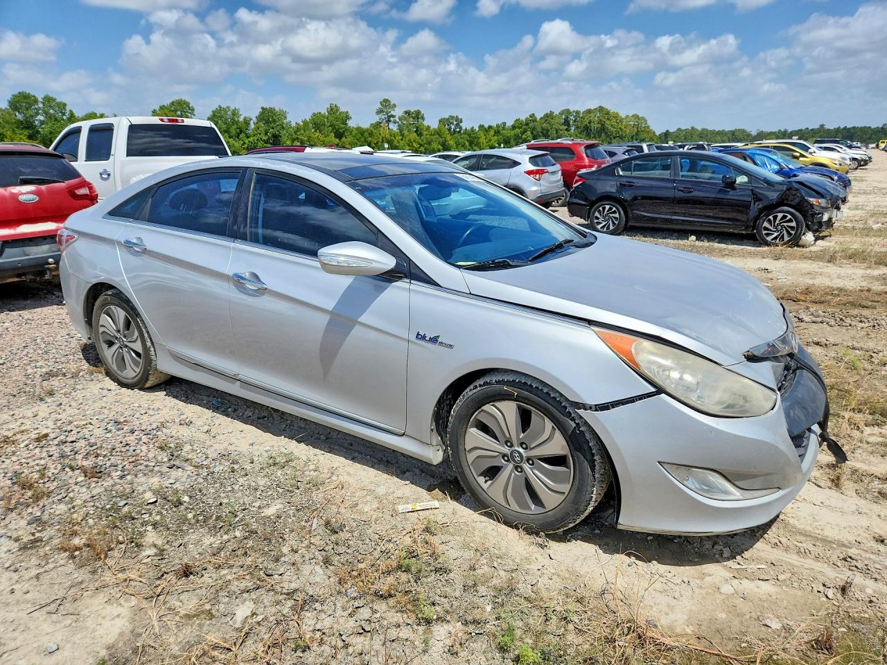 2015 Hyundai Sonata Hybrid Limited Silver vin: KMHEC4A48FA119757