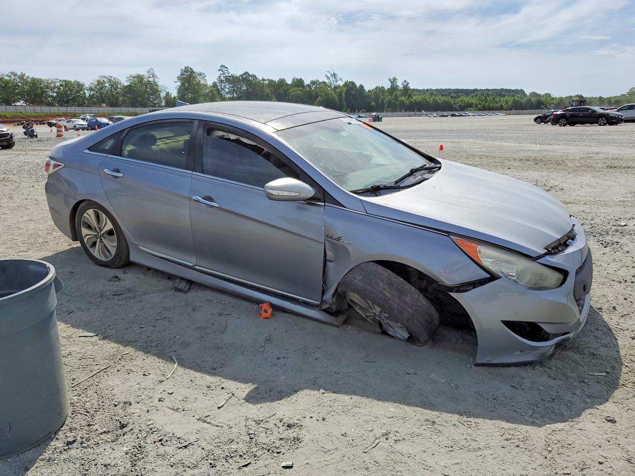 2015 Hyundai Sonata Hybrid Limited Gray vin: KMHEC4A48FA119838