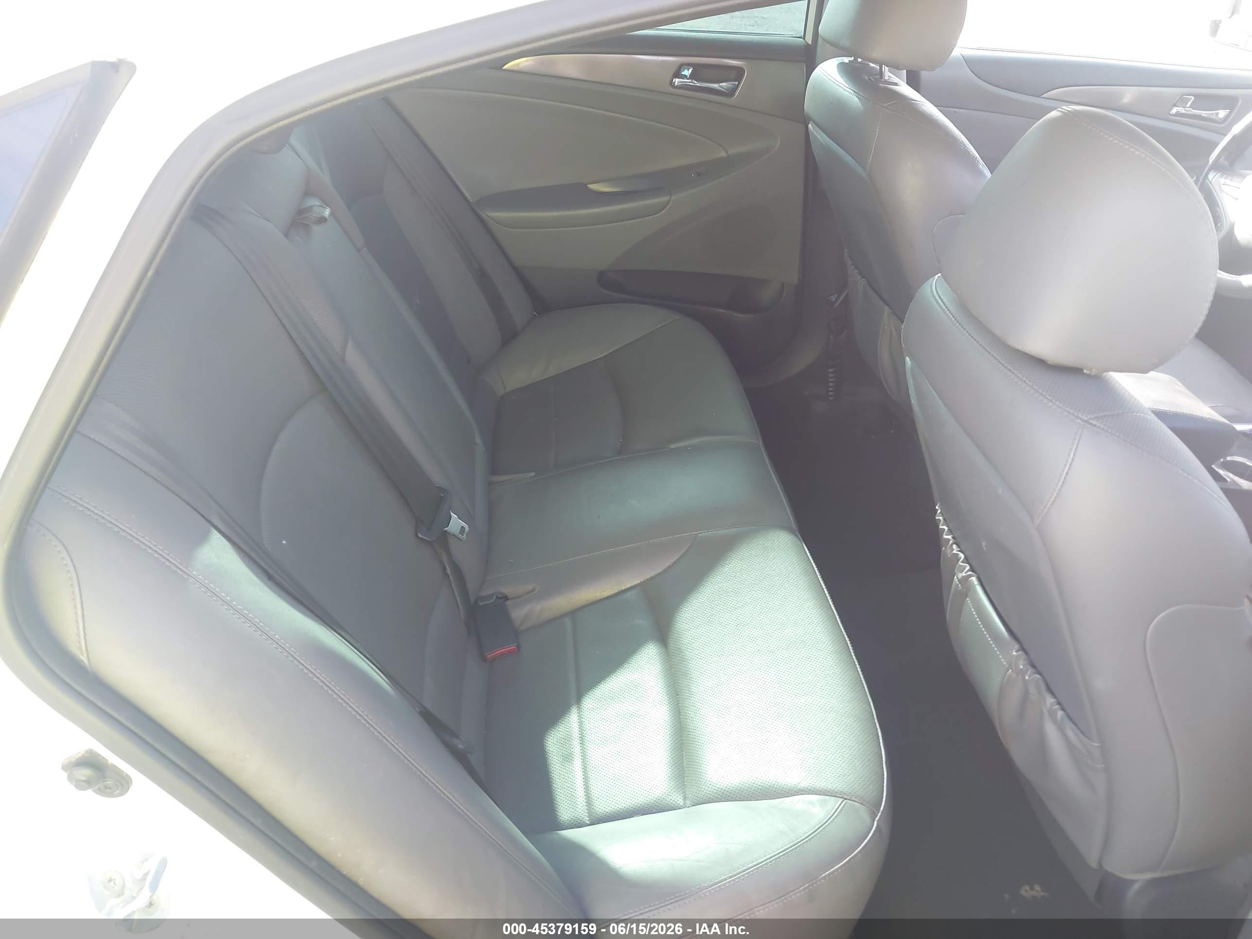 2015 Hyundai Sonata Hybrid Limited White vin: KMHEC4A48FA122738