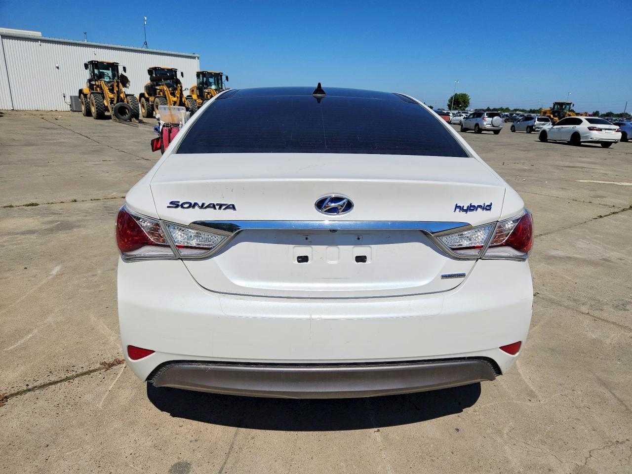 2015 Hyundai Sonata Hybrid Limited White vin: KMHEC4A48FA124456
