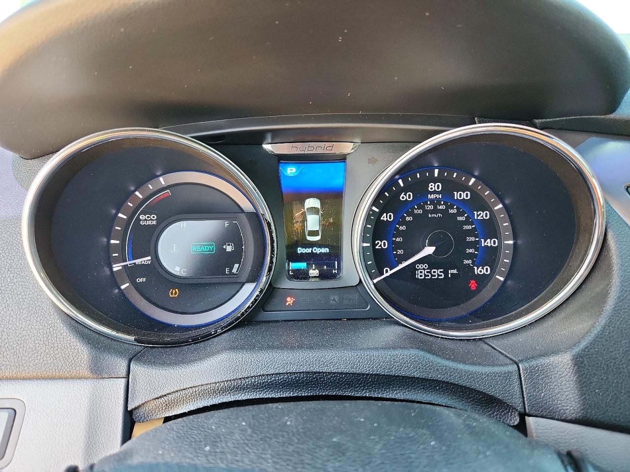 2015 Hyundai Sonata Hybrid Limited White vin: KMHEC4A48FA124456