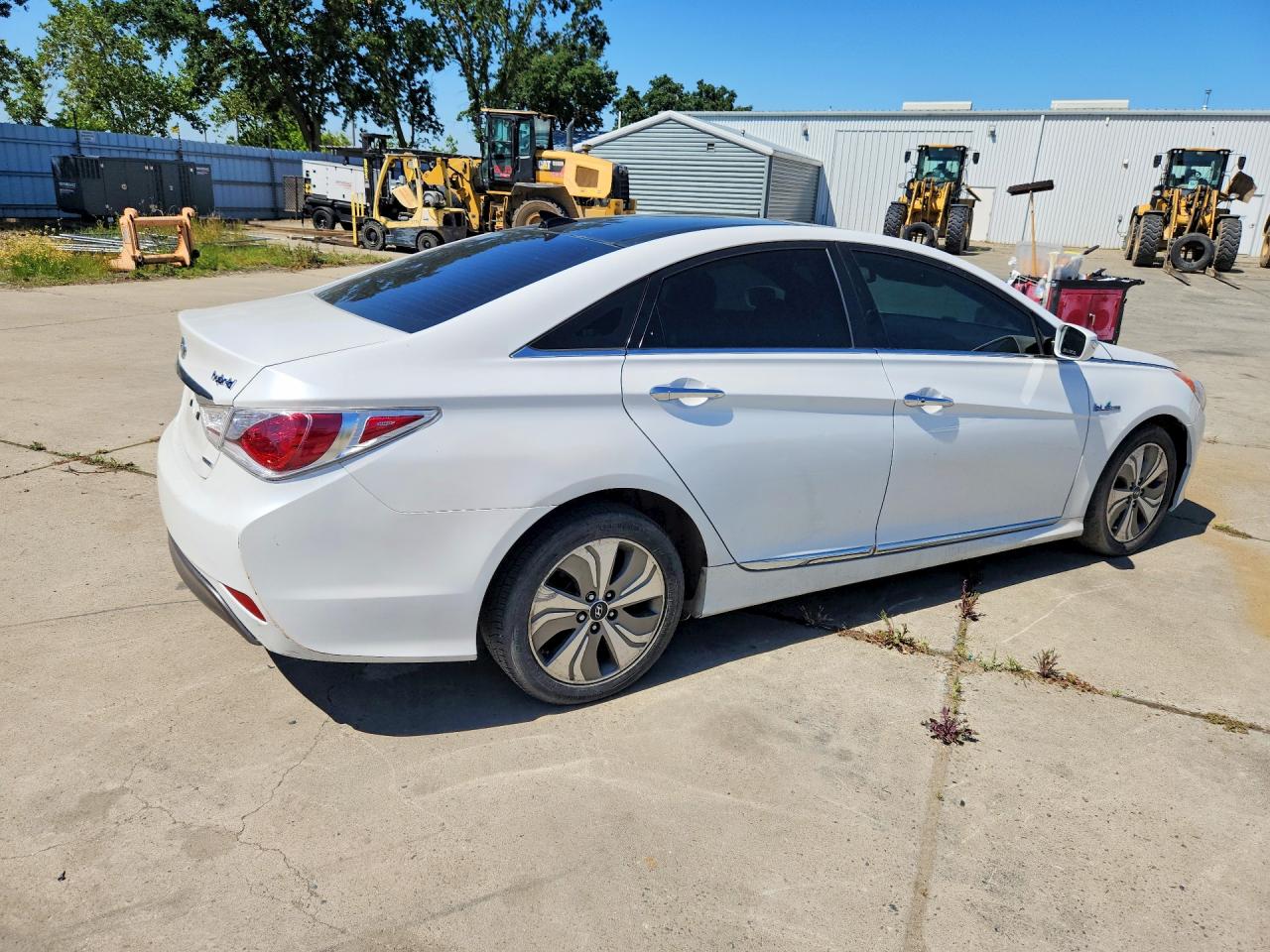 2015 Hyundai Sonata Hybrid Limited White vin: KMHEC4A48FA124456