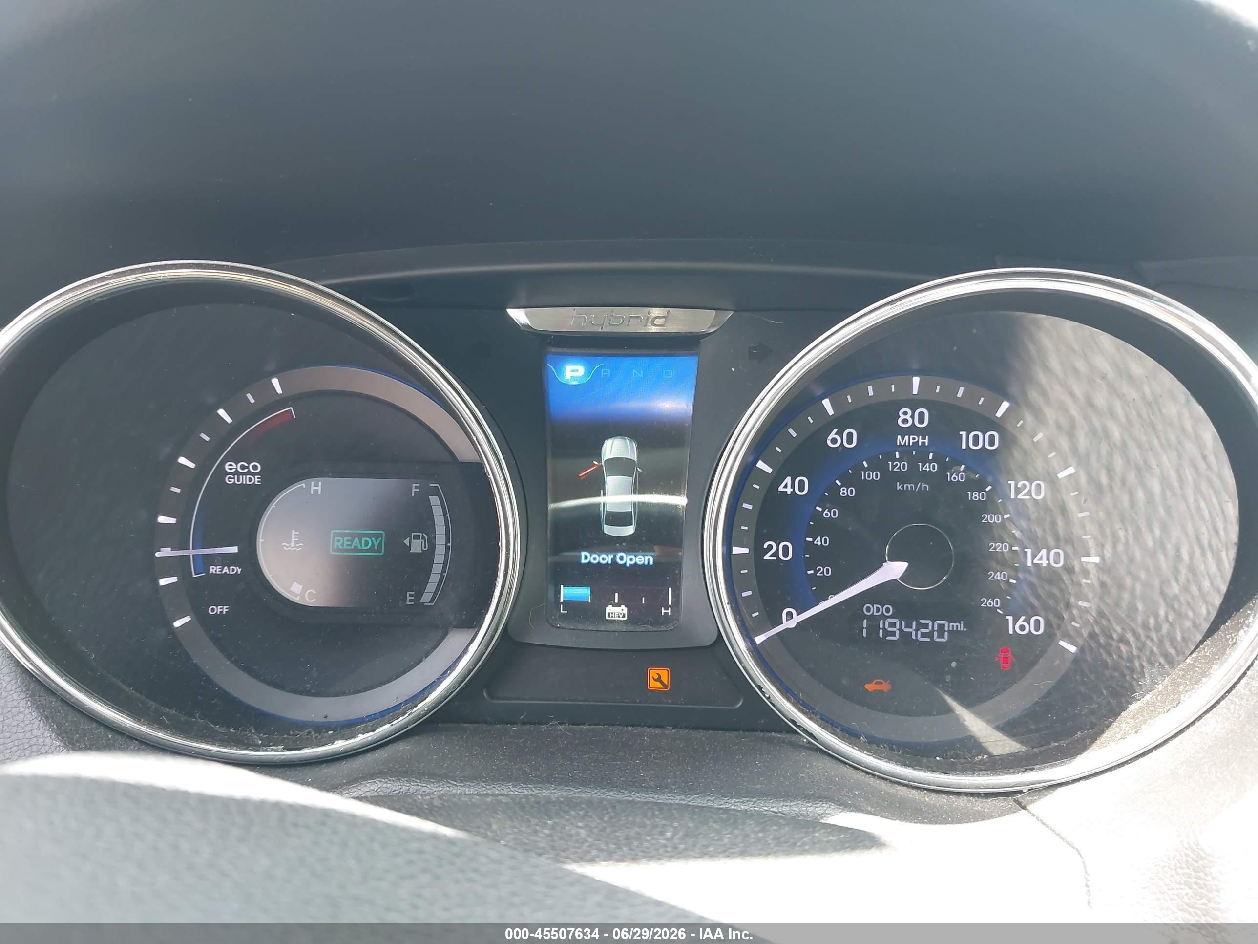 2015 Hyundai Sonata Hybrid Limited Silver vin: KMHEC4A48FA127132