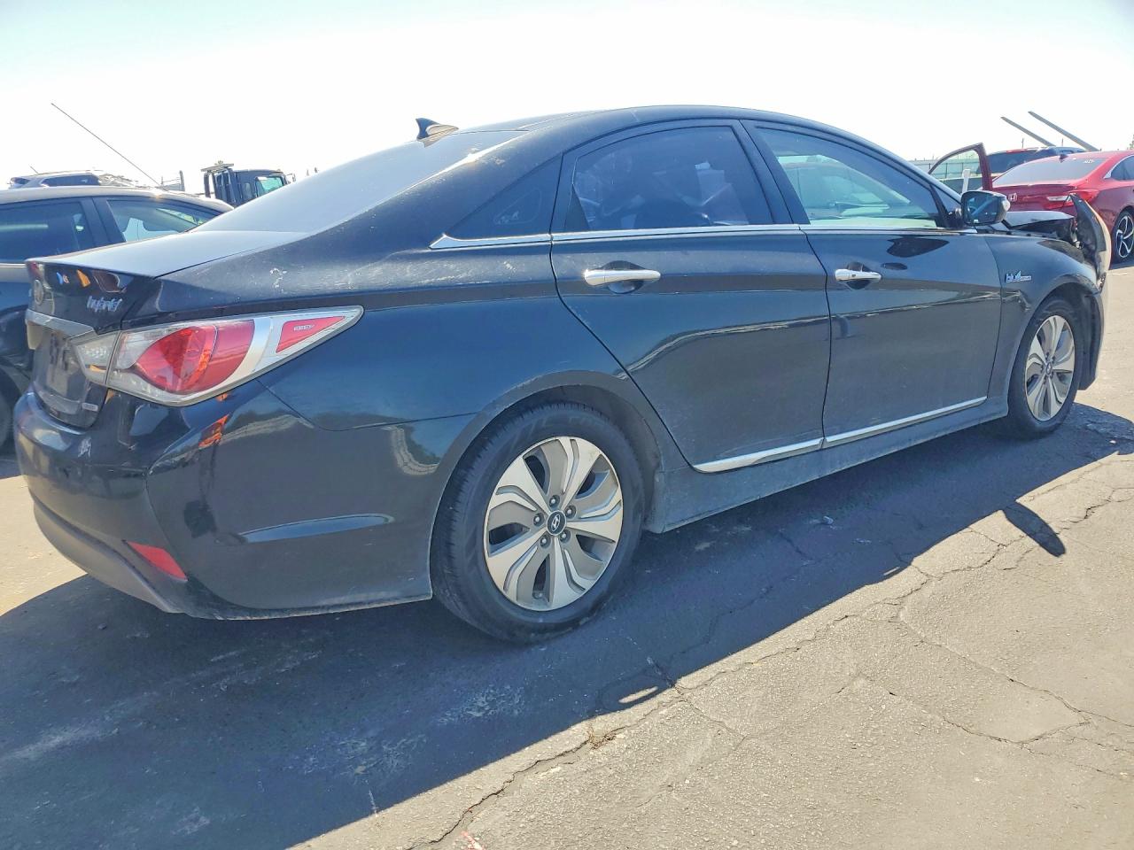 2015 Hyundai Sonata Hybrid Limited Black vin: KMHEC4A48FA135571