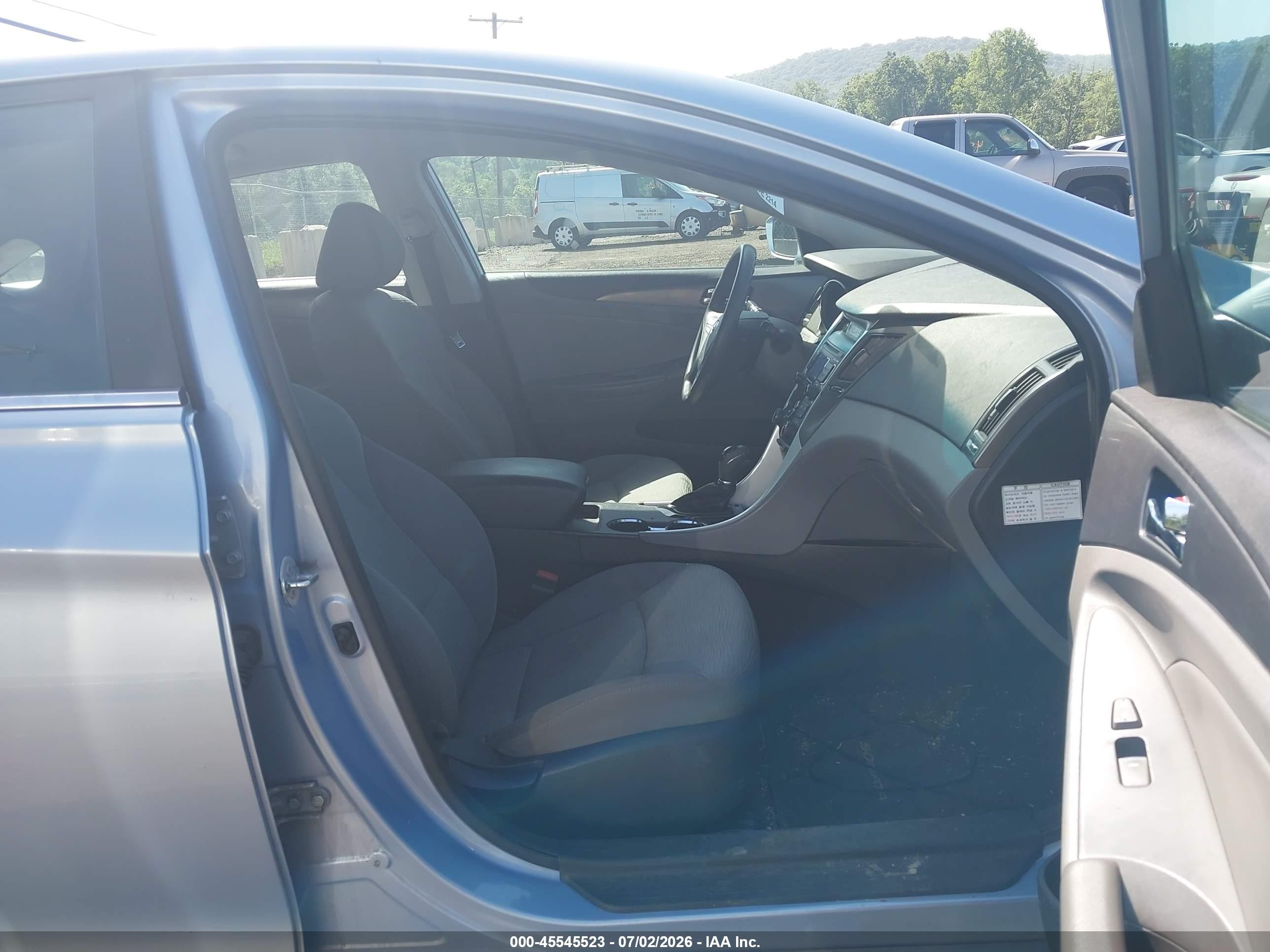 2011 Hyundai Sonata Hybrid   Blue vin: KMHEC4A49BA004742