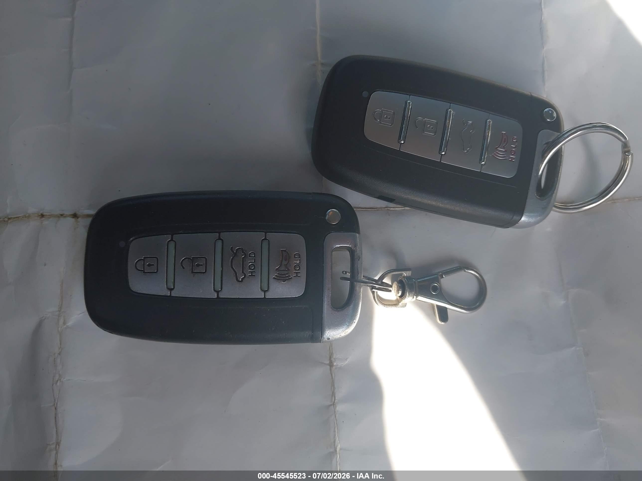 2011 Hyundai Sonata Hybrid   Blue vin: KMHEC4A49BA004742