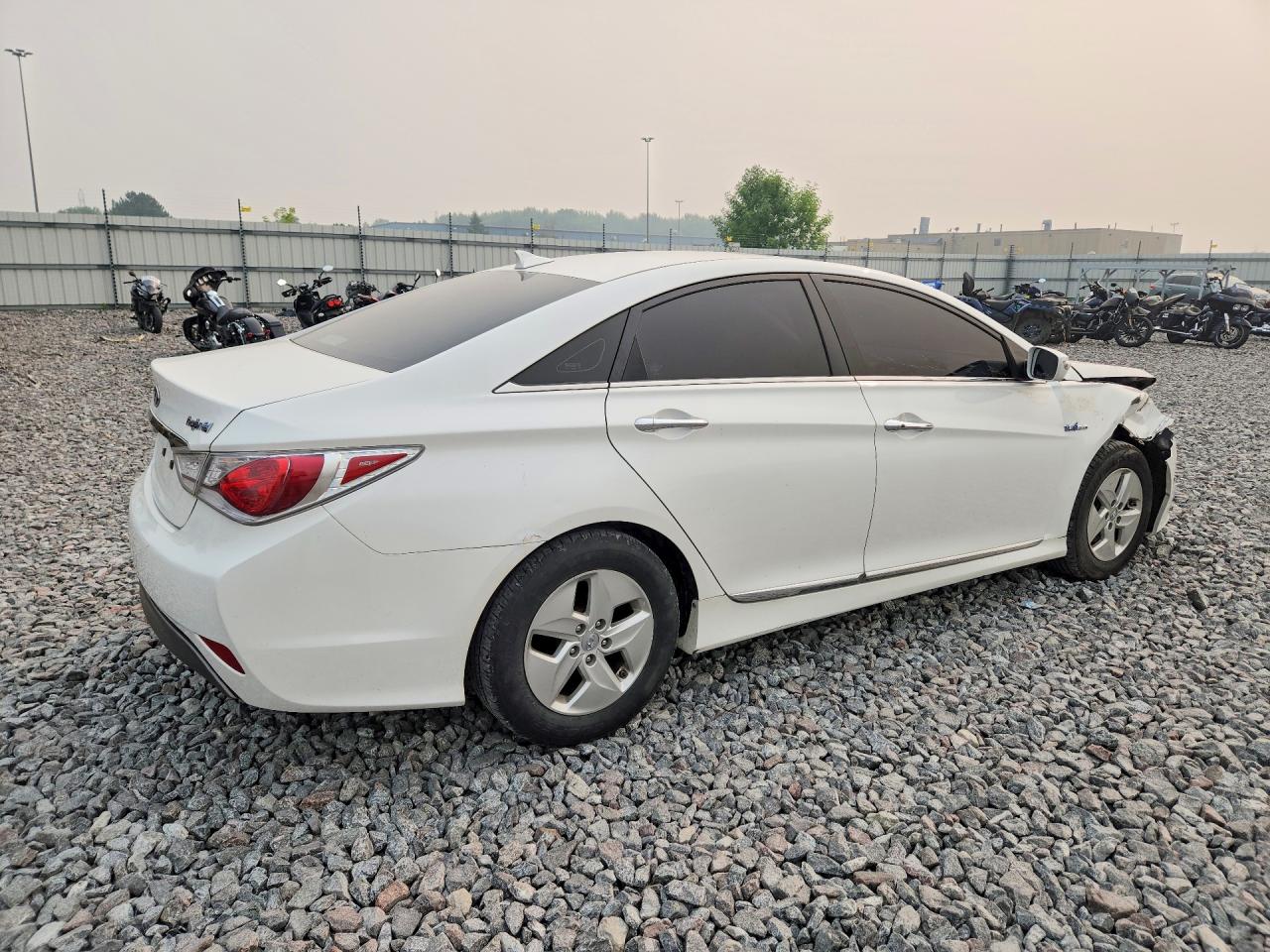 2012 Hyundai Sonata Hybrid White vin: KMHEC4A49CA024541