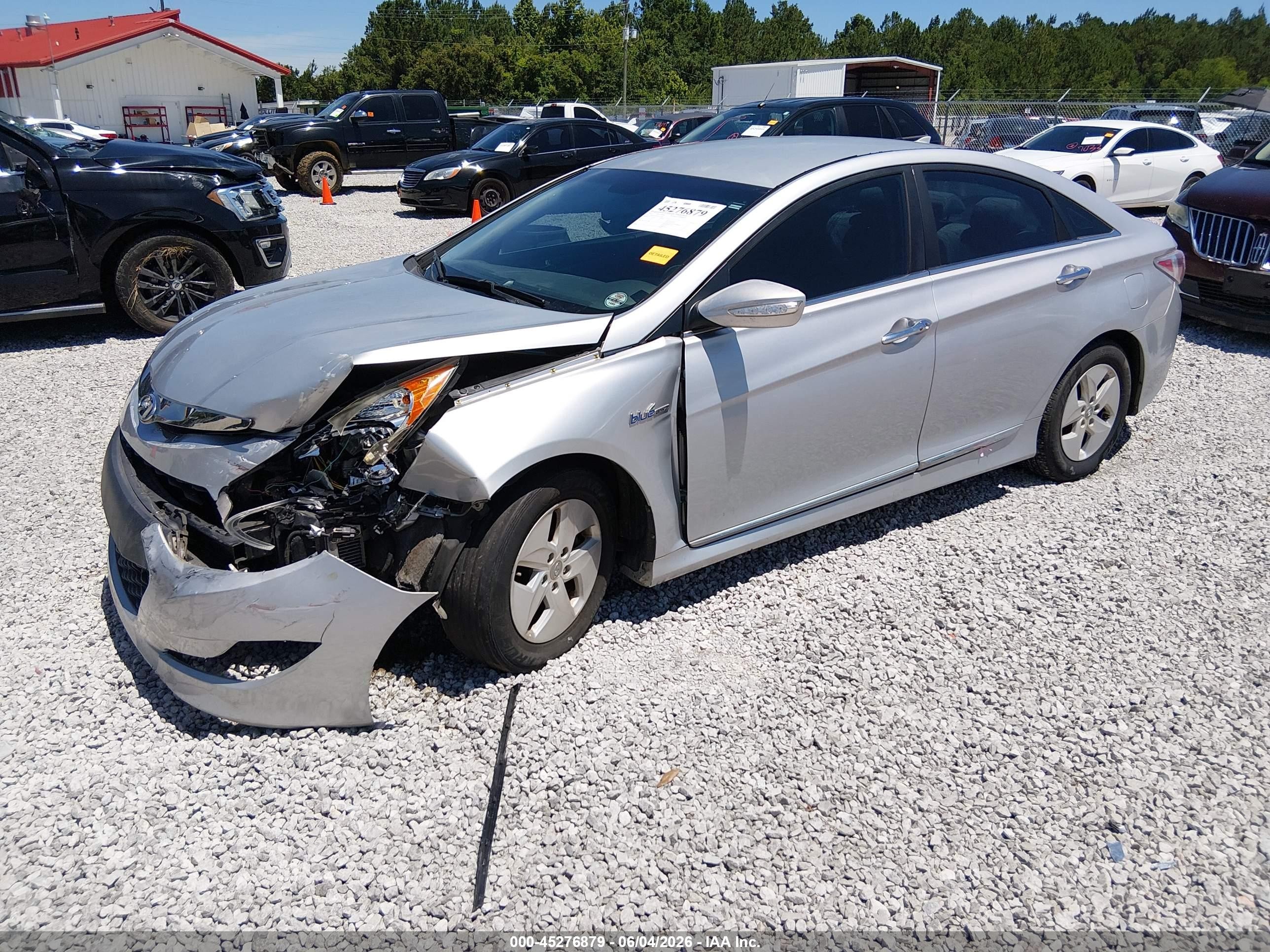 2012 Hyundai Sonata Hybrid   Silver vin: KMHEC4A49CA031506
