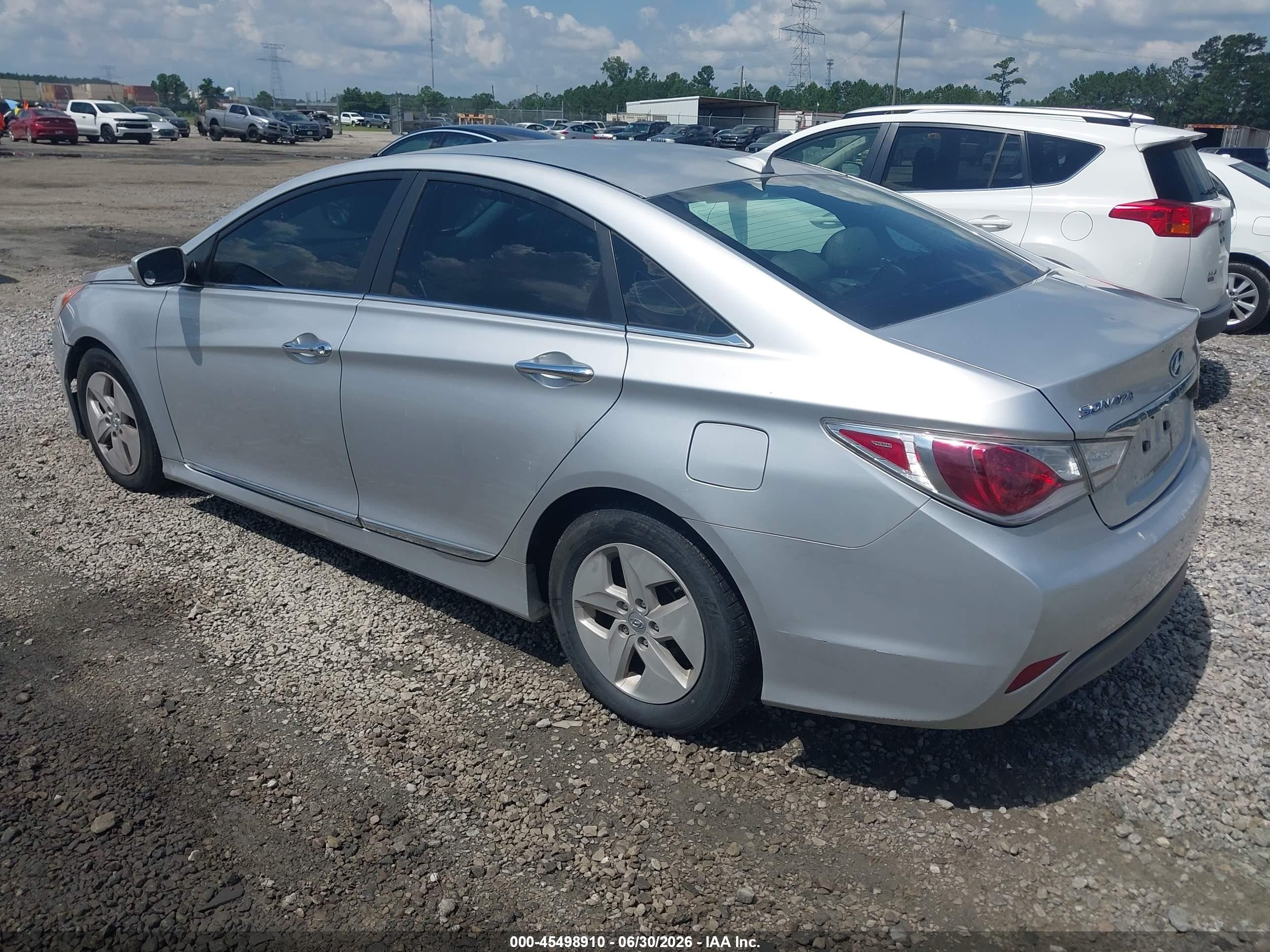 2012 Hyundai Sonata Hybrid   Silver vin: KMHEC4A49CA035779
