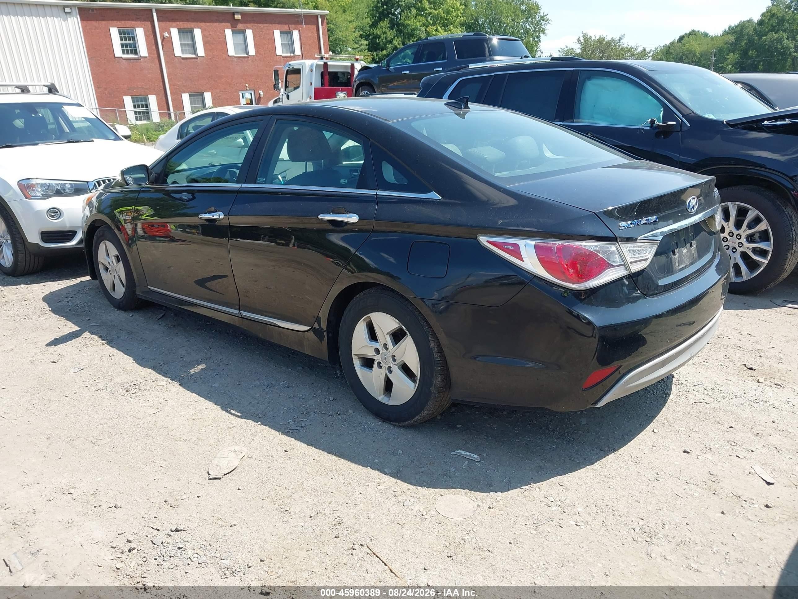 2012 Hyundai Sonata Hybrid   Black vin: KMHEC4A49CA042893