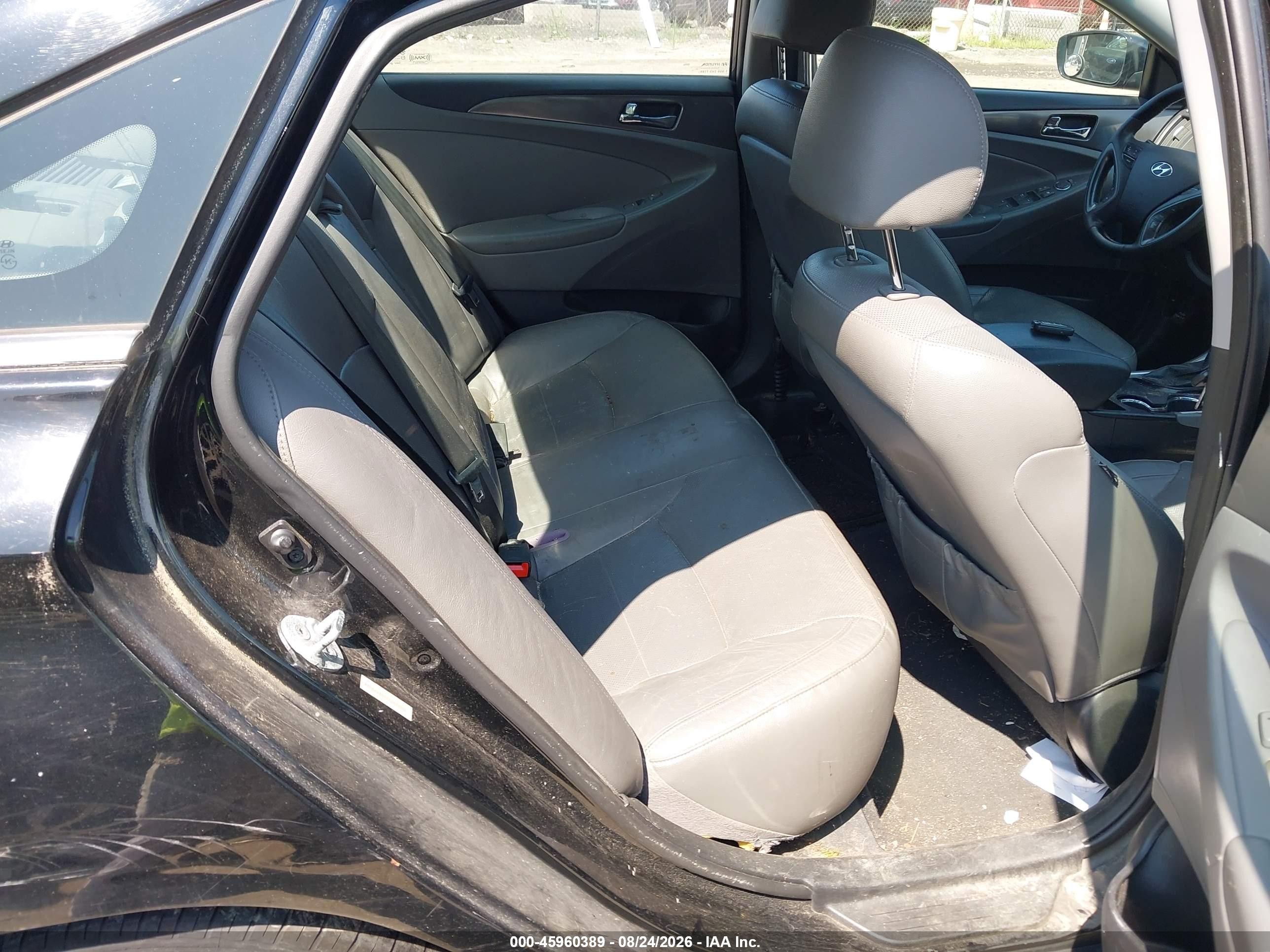 2012 Hyundai Sonata Hybrid   Black vin: KMHEC4A49CA042893