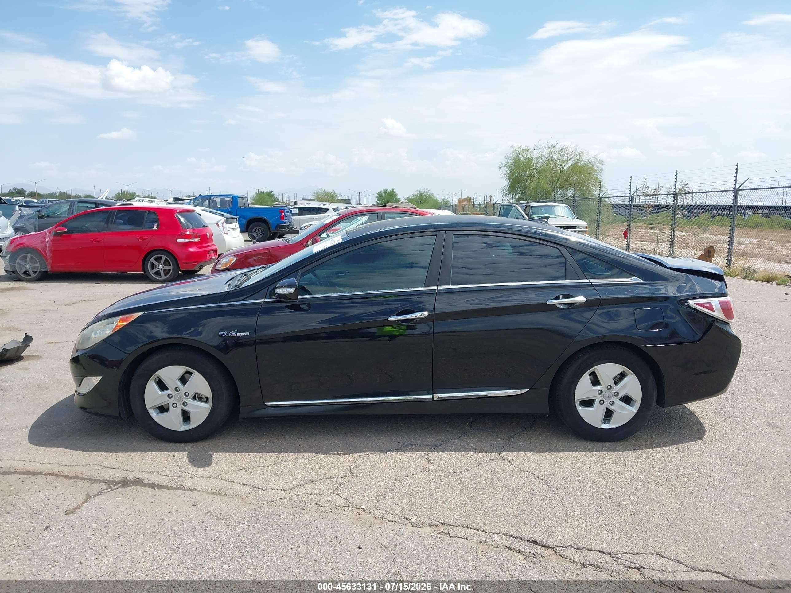2012 Hyundai Sonata Hybrid   Black vin: KMHEC4A49CA045275