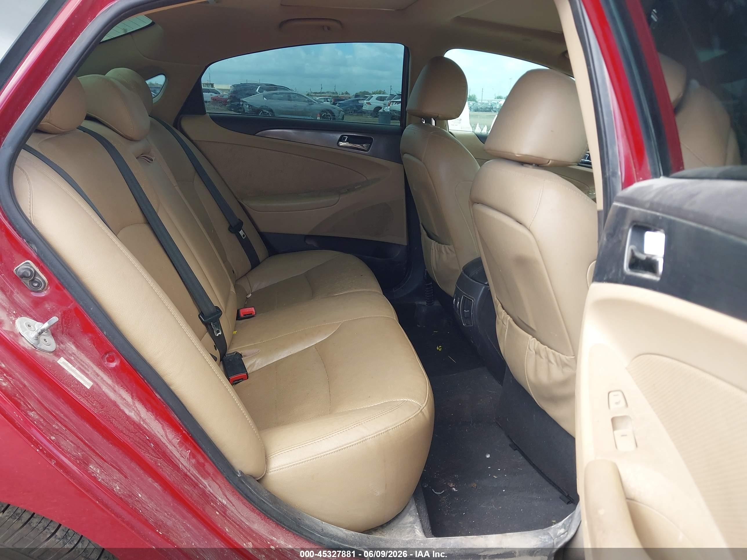 2013 Hyundai Sonata Hybrid Limited Red vin: KMHEC4A49DA068492