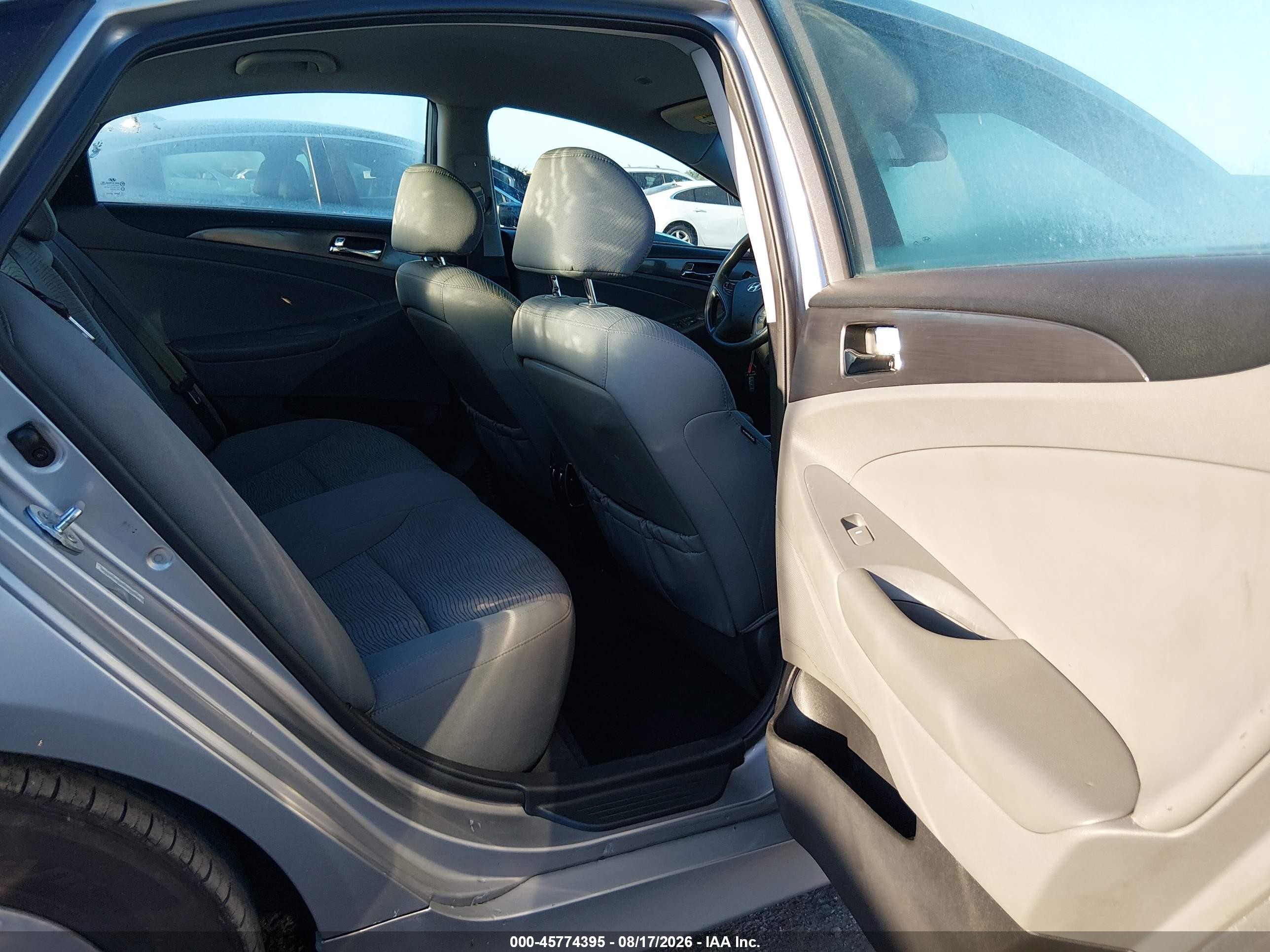2013 Hyundai Sonata Hybrid Gray vin: KMHEC4A49DA070176