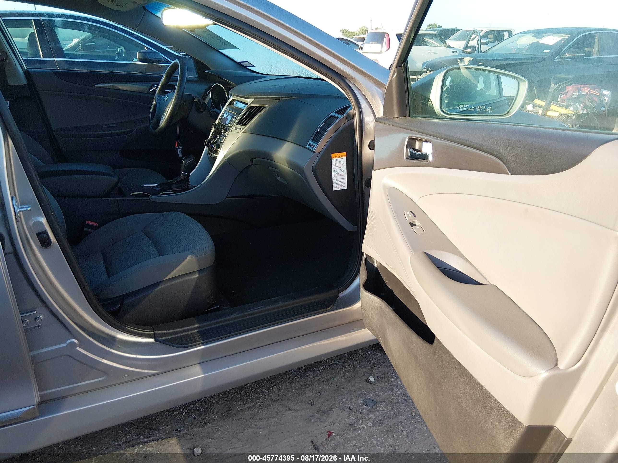 2013 Hyundai Sonata Hybrid Gray vin: KMHEC4A49DA070176