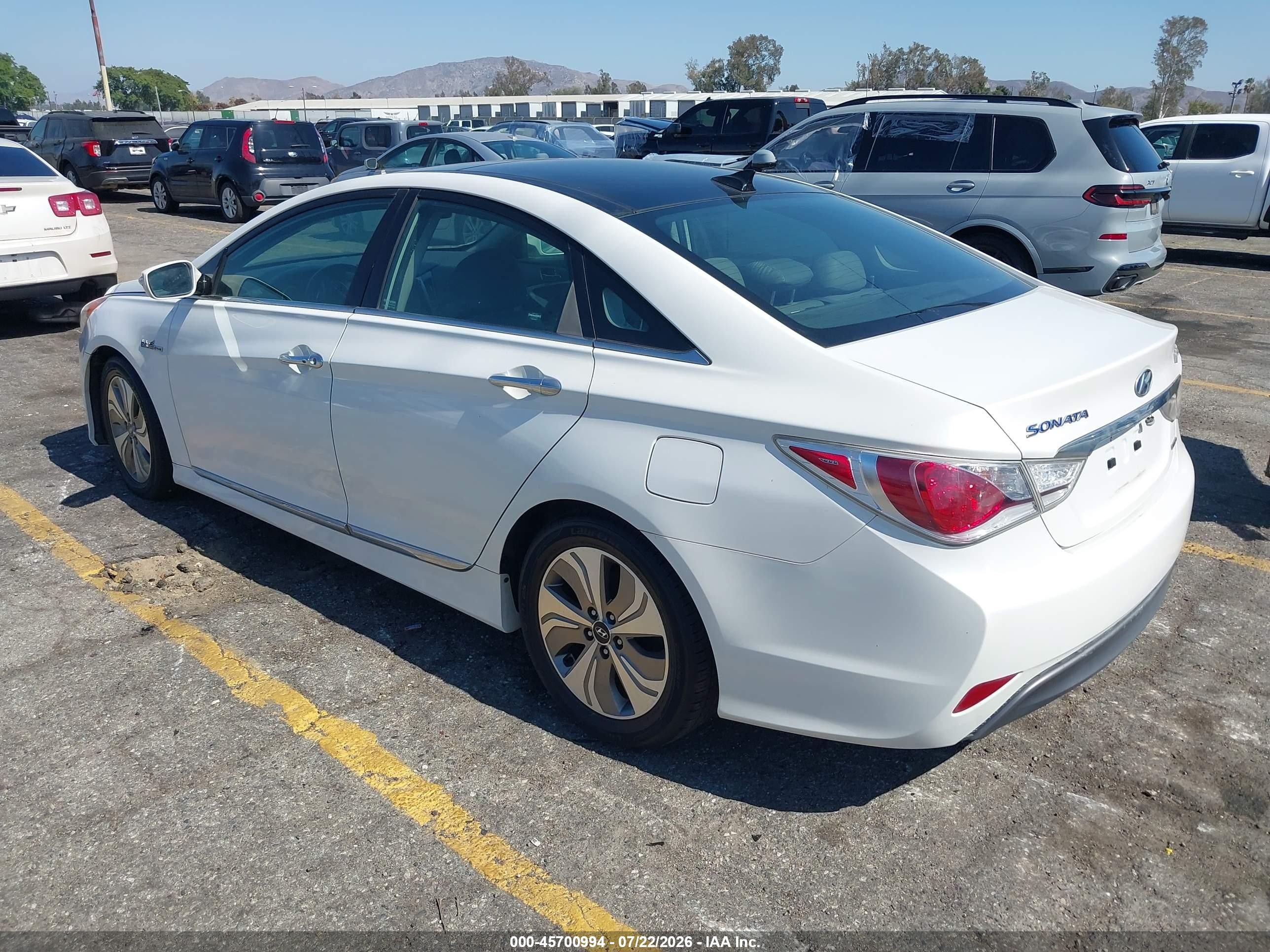 2013 Hyundai Sonata Hybrid Limited White vin: KMHEC4A49DA070954