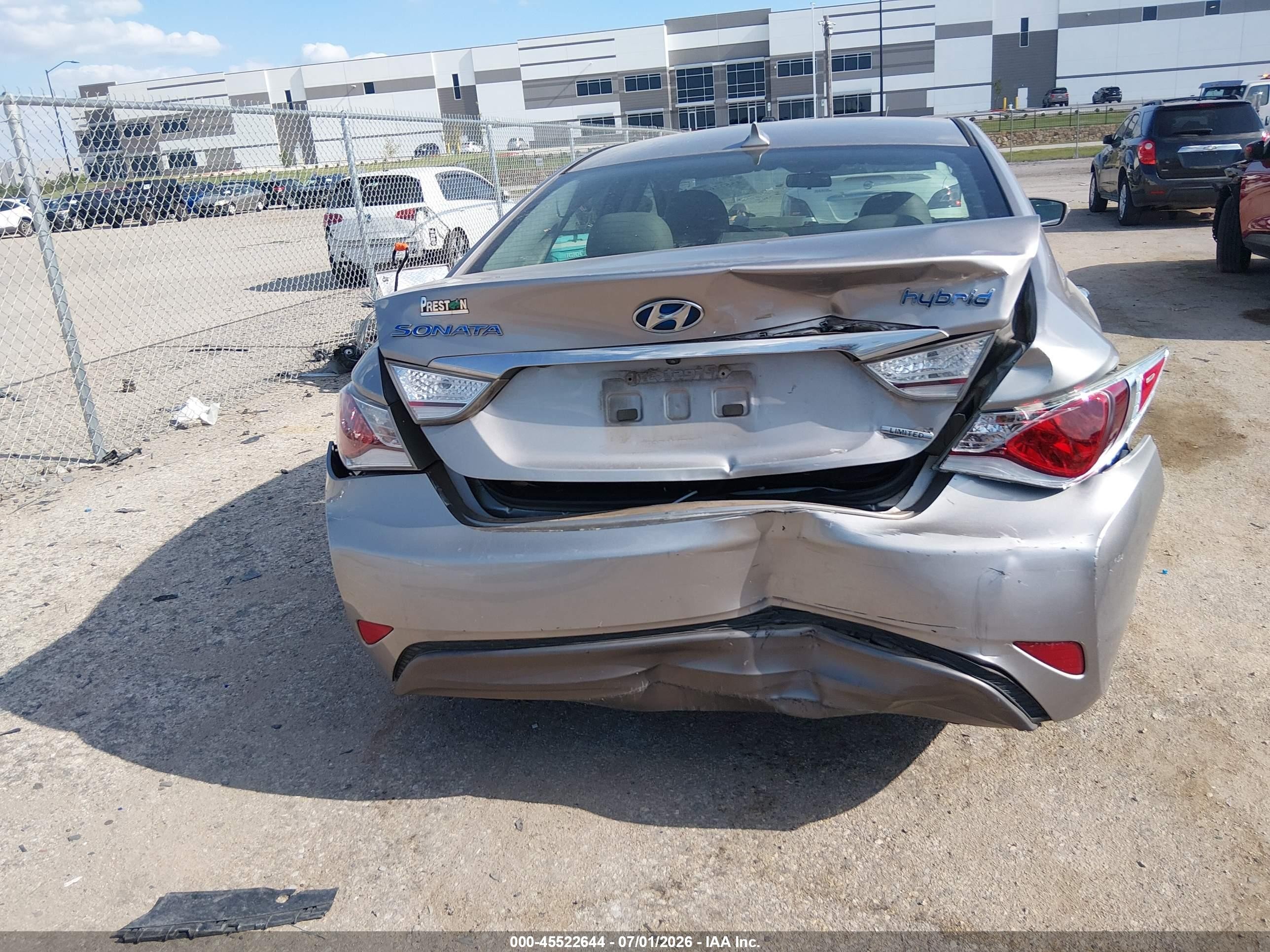 2013 Hyundai Sonata Hybrid Limited Silver vin: KMHEC4A49DA091870