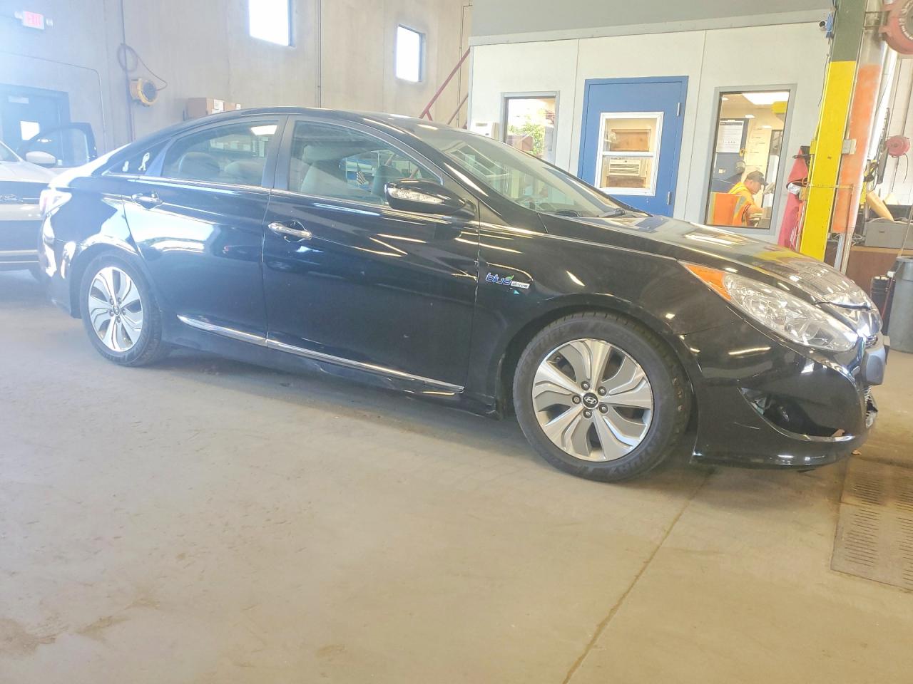 2013 Hyundai Sonata Hybrid Black vin: KMHEC4A49DA097281