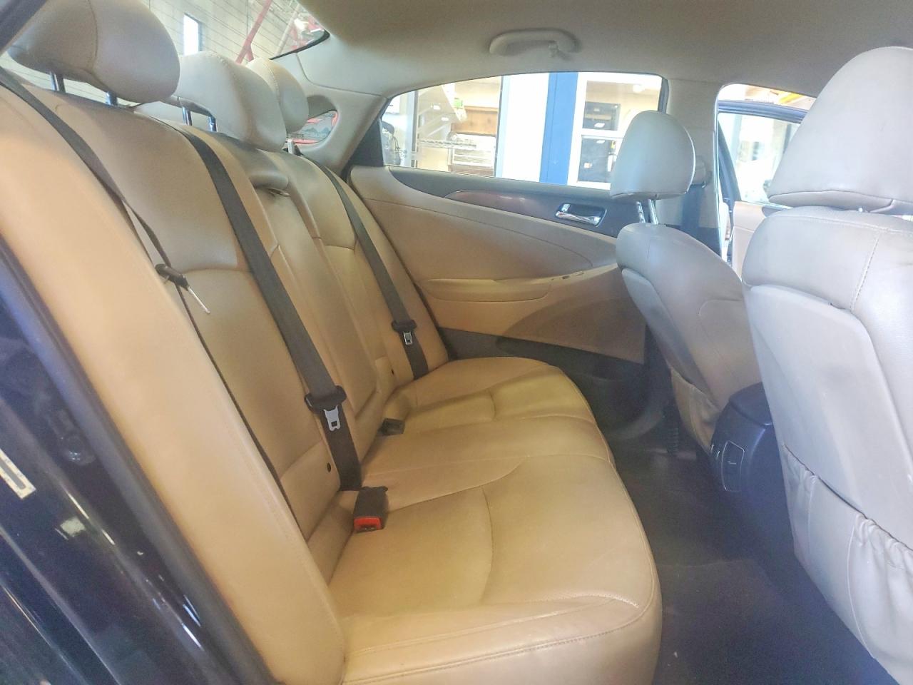 2013 Hyundai Sonata Hybrid Black vin: KMHEC4A49DA097281