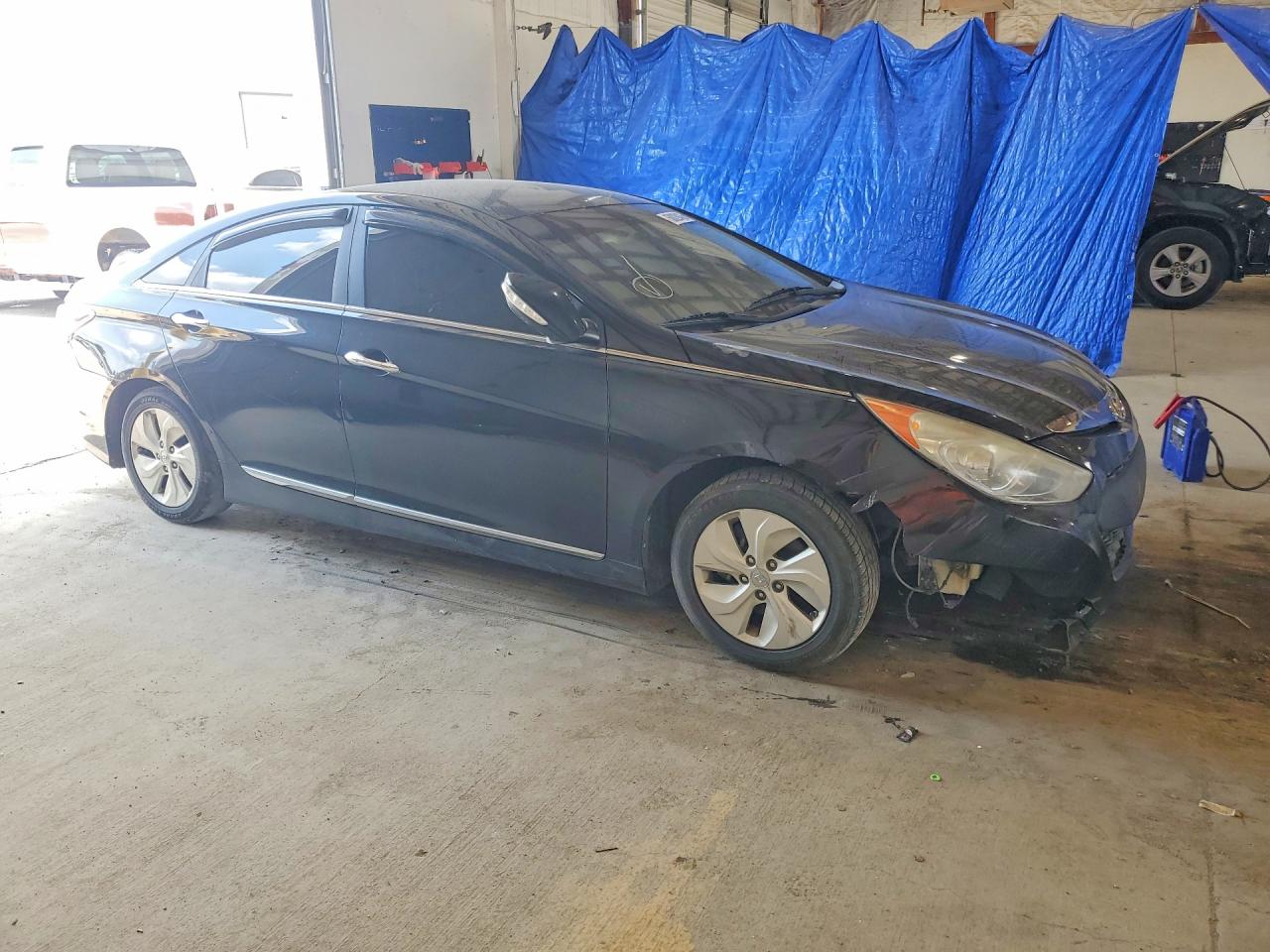 2015 Hyundai Sonata Hybrid Base Black vin: KMHEC4A49FA122201