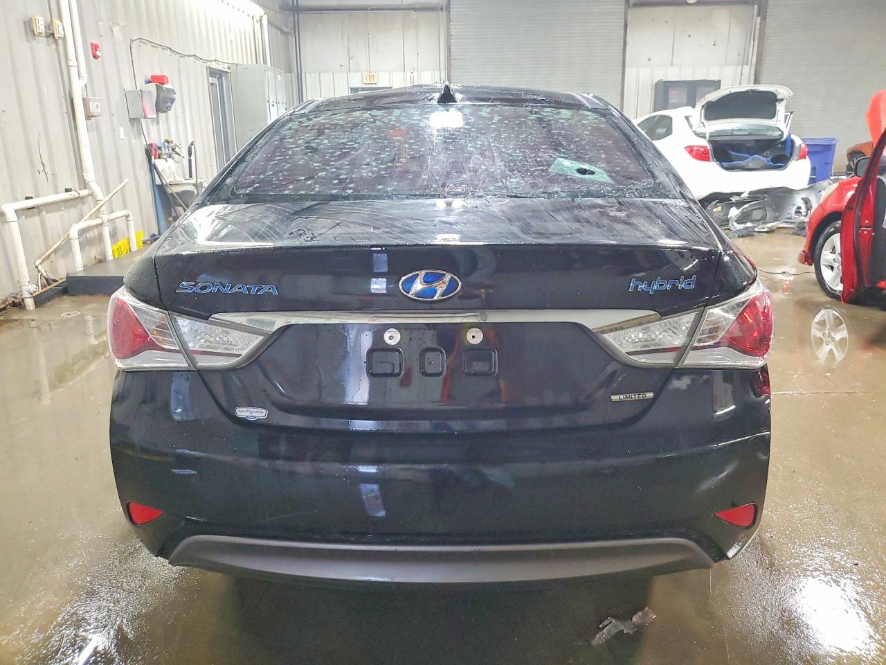 2015 Hyundai Sonata Hybrid Limited Black vin: KMHEC4A49FA124157