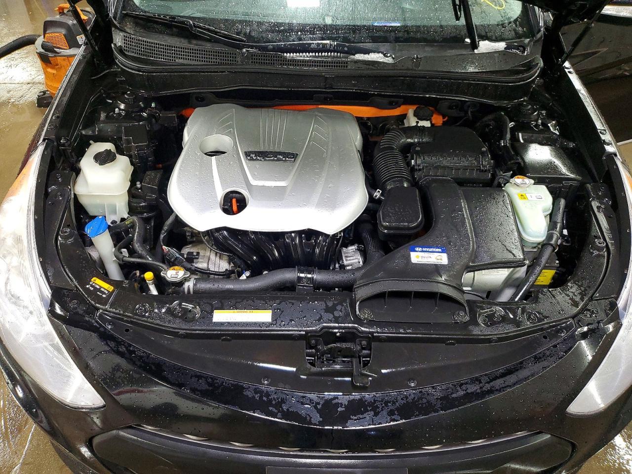 2015 Hyundai Sonata Hybrid Limited Black vin: KMHEC4A49FA124157