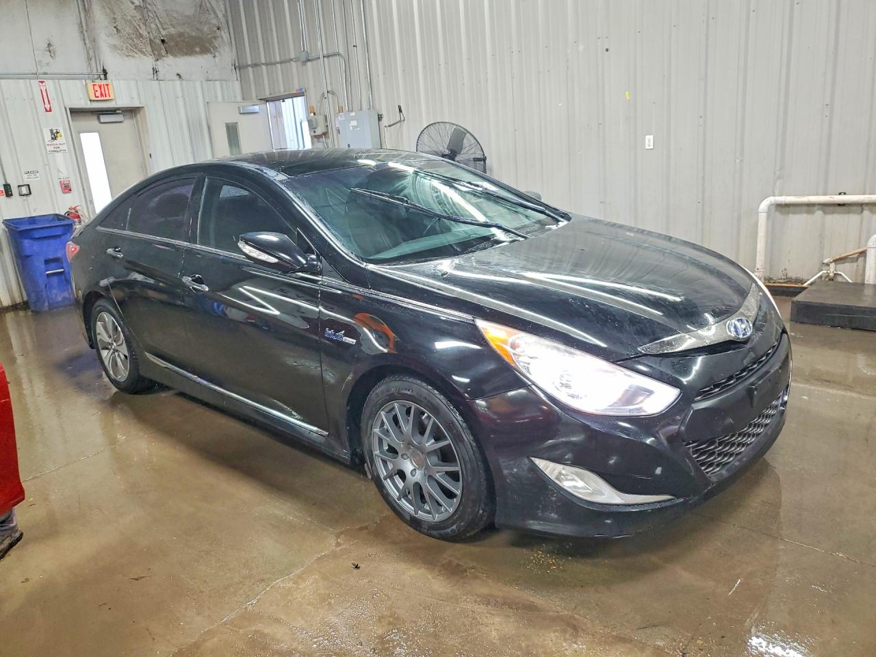 2015 Hyundai Sonata Hybrid Limited Black vin: KMHEC4A49FA124157