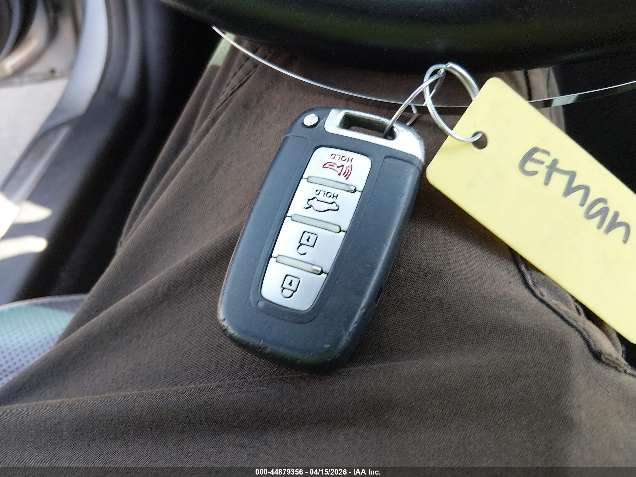 2015 Hyundai Sonata Hybrid Limited Silver vin: KMHEC4A49FA126328