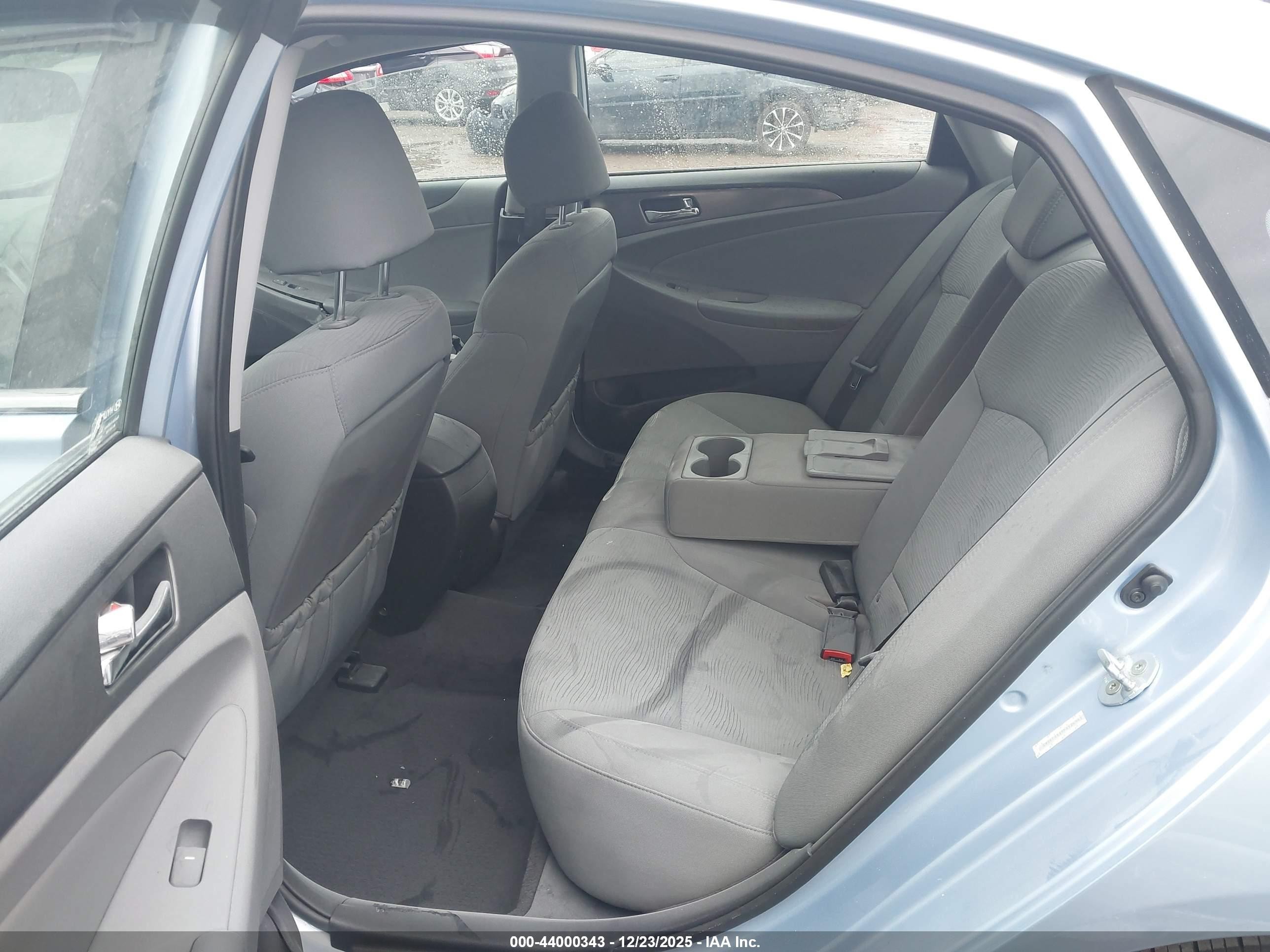 2015 Hyundai Sonata Hybrid   Синий vin: KMHEC4A49FA126961