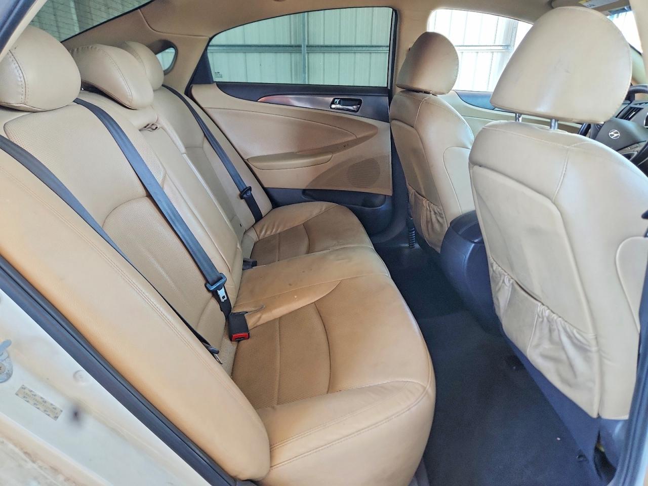 2015 Hyundai Sonata Hybrid Limited Белый vin: KMHEC4A49FA127303