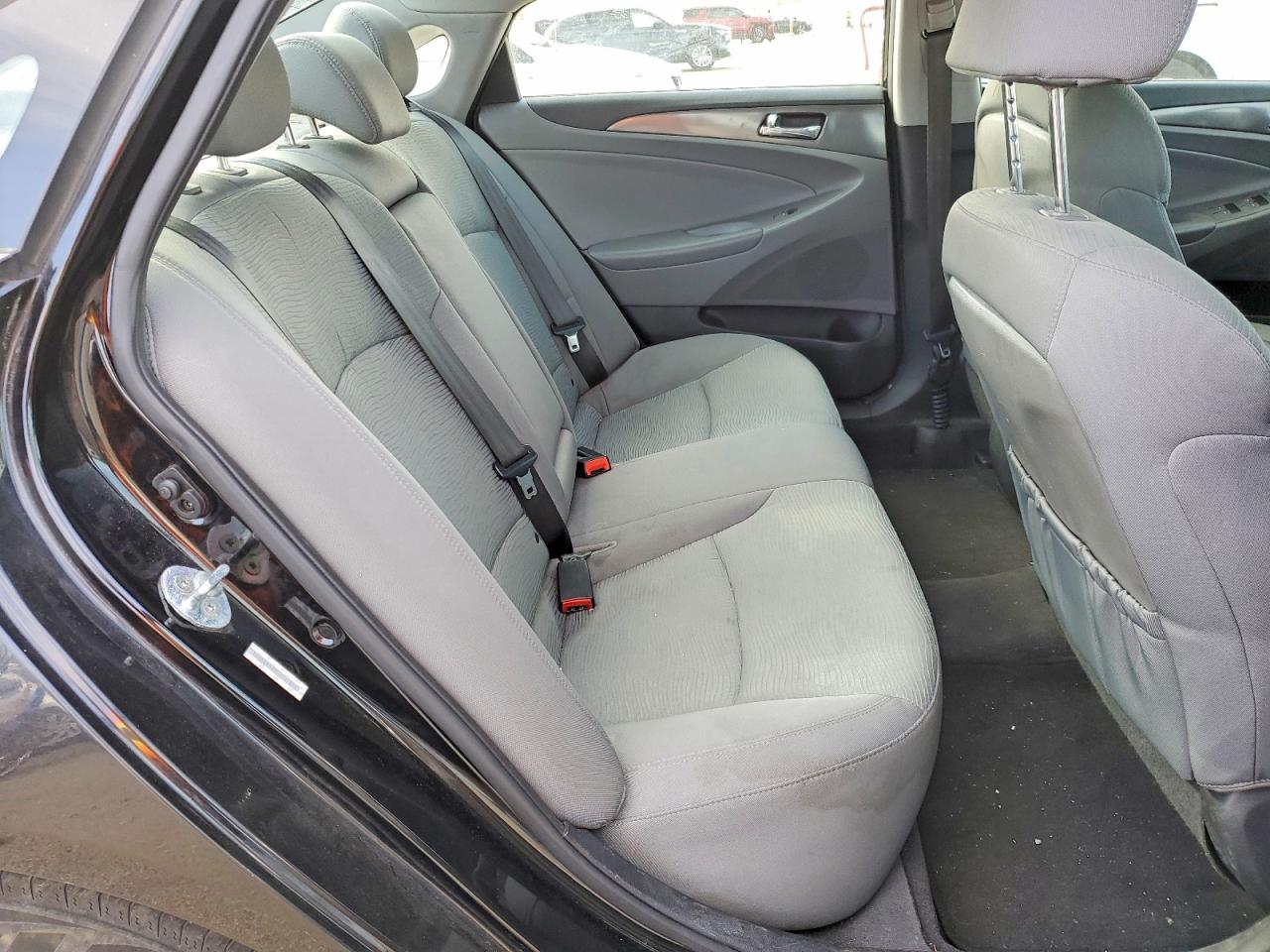 2015 Hyundai Sonata Hybrid Base Black vin: KMHEC4A49FA133036