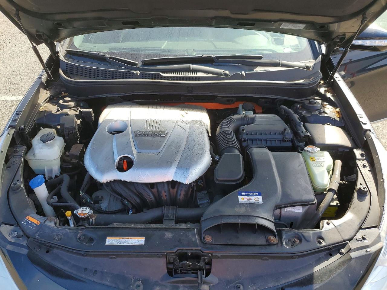 2015 Hyundai Sonata Hybrid Base Black vin: KMHEC4A49FA133036
